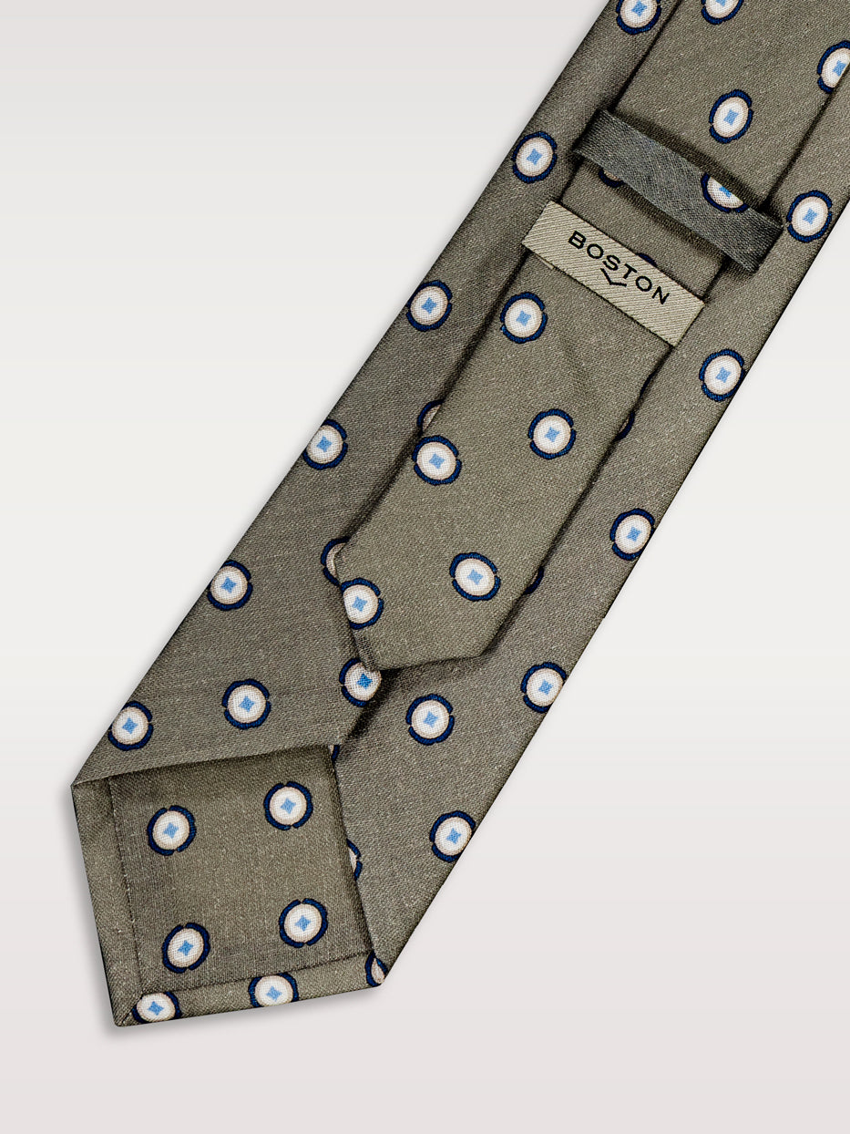 Tie tie rack
