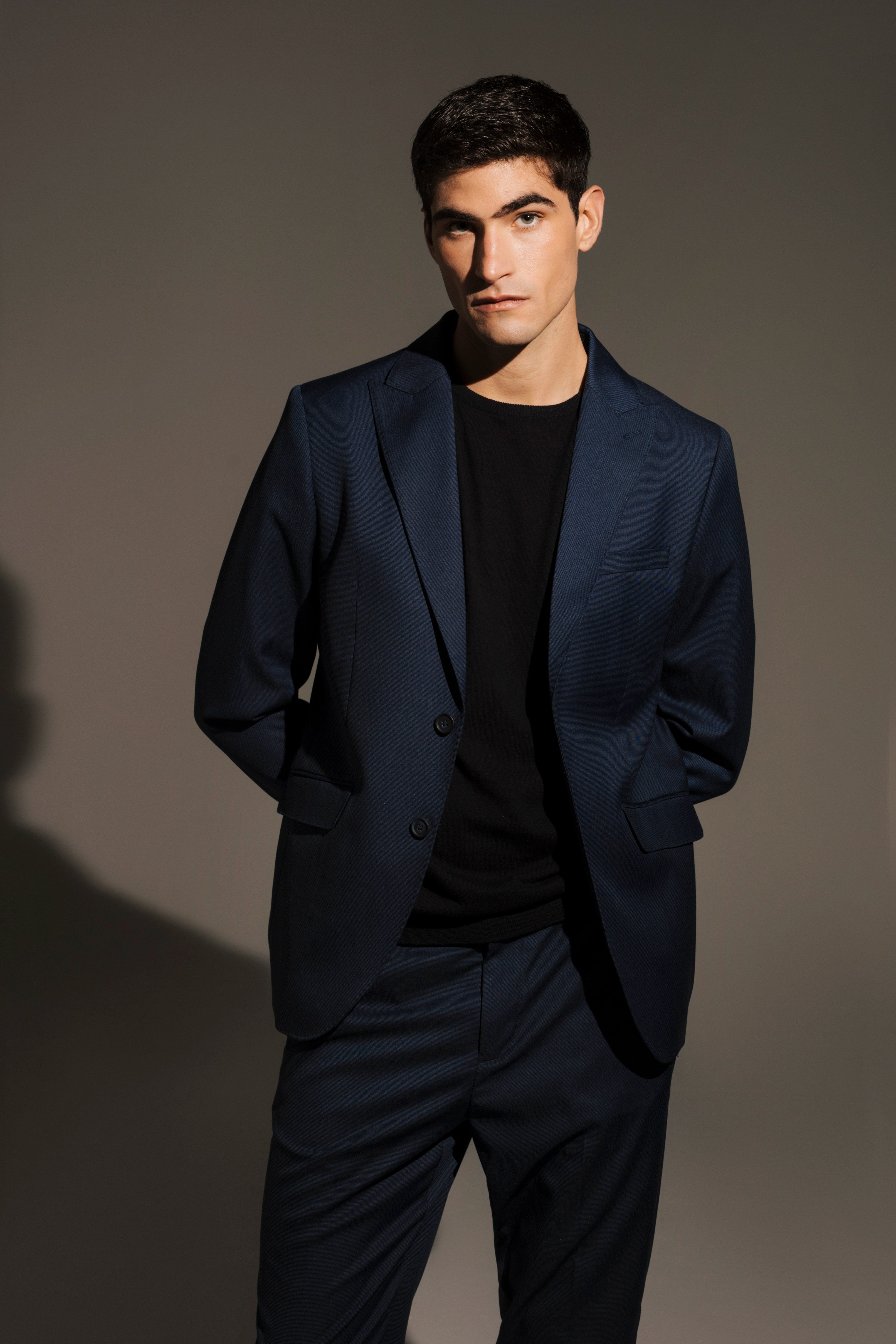 Americana traje slim fit falso liso