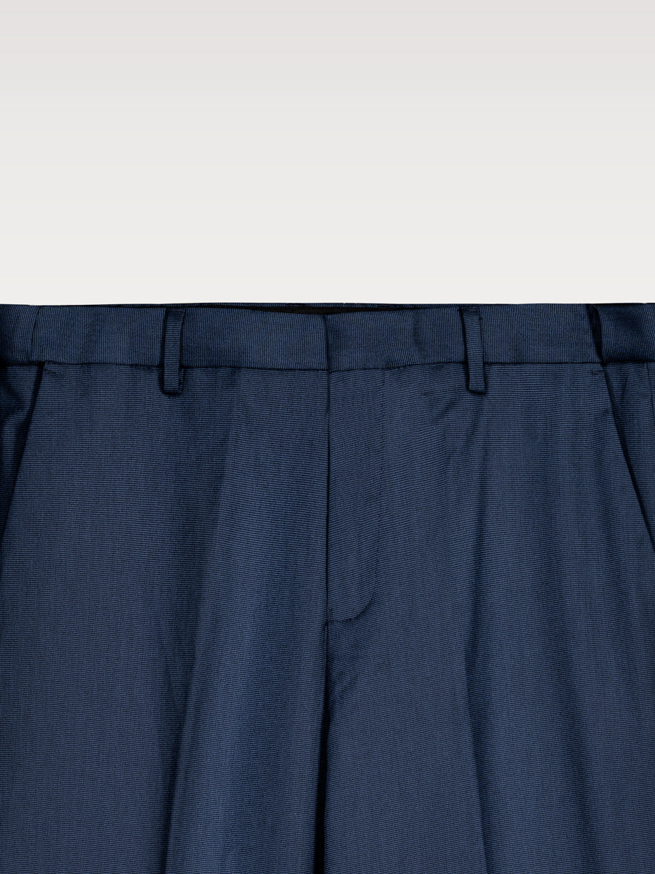 Pantalón traje slim fit falso liso