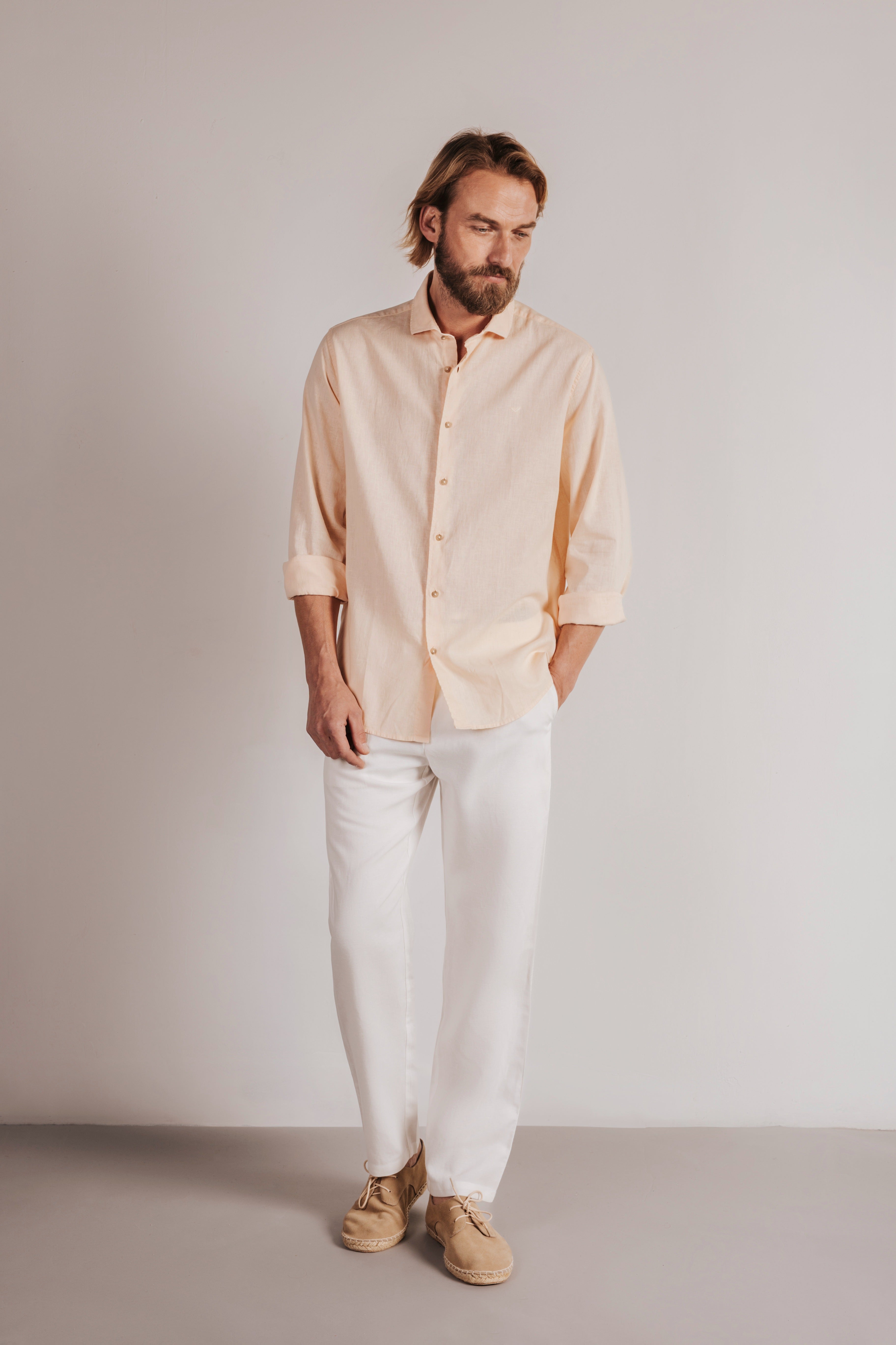 Camisa regular fit lino