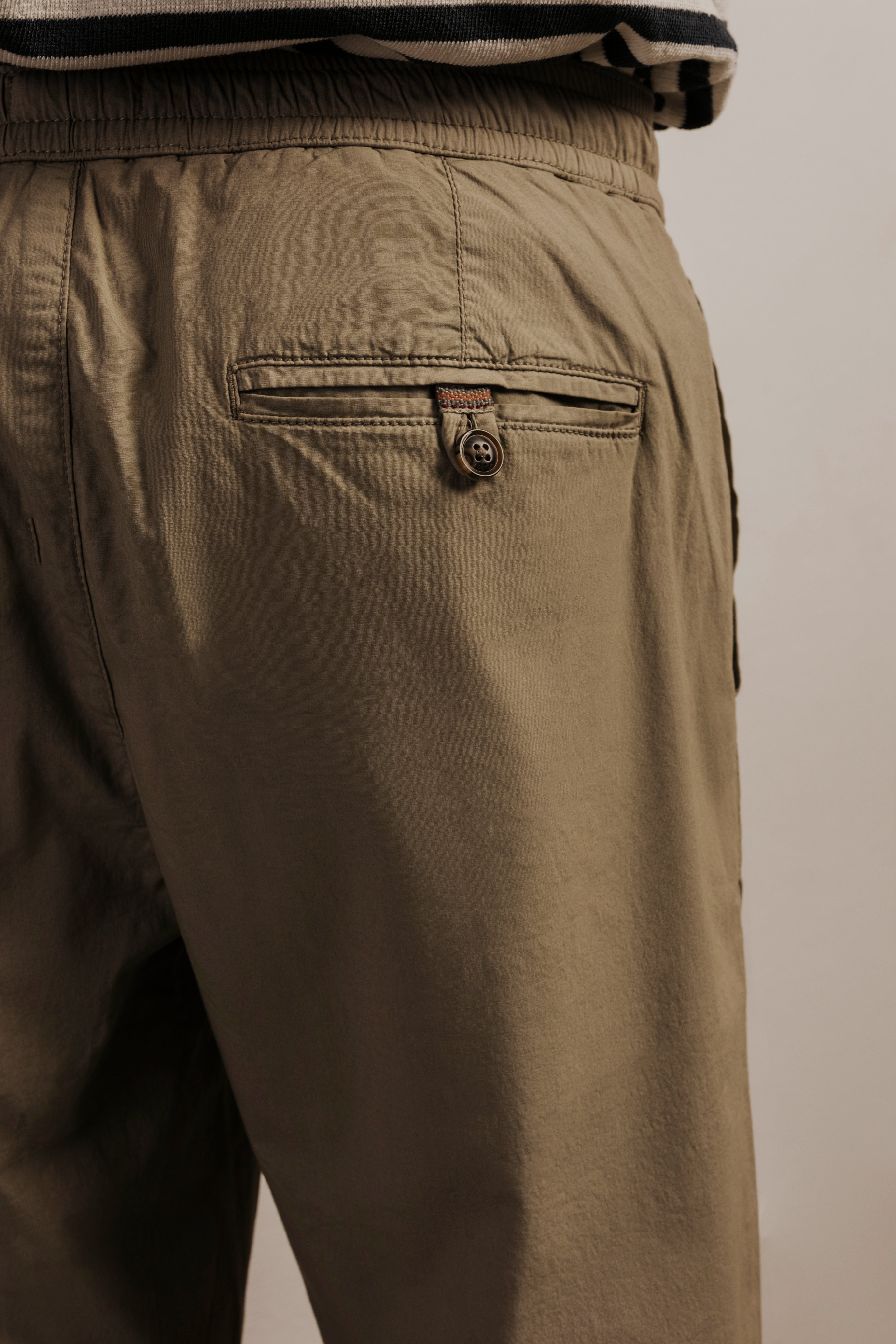 Pantalón jogger ultraligero