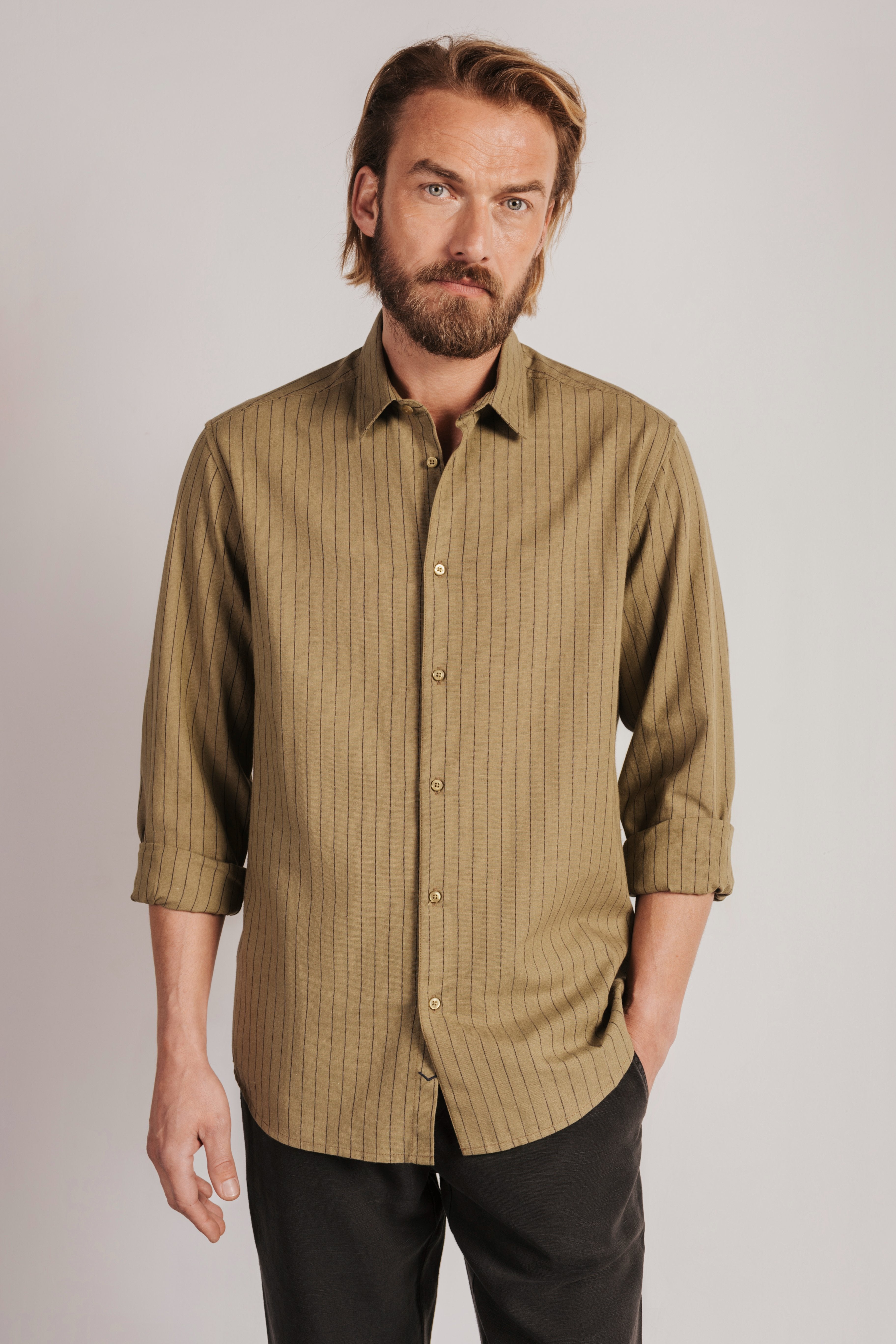 Camisa regular fit rayas lino