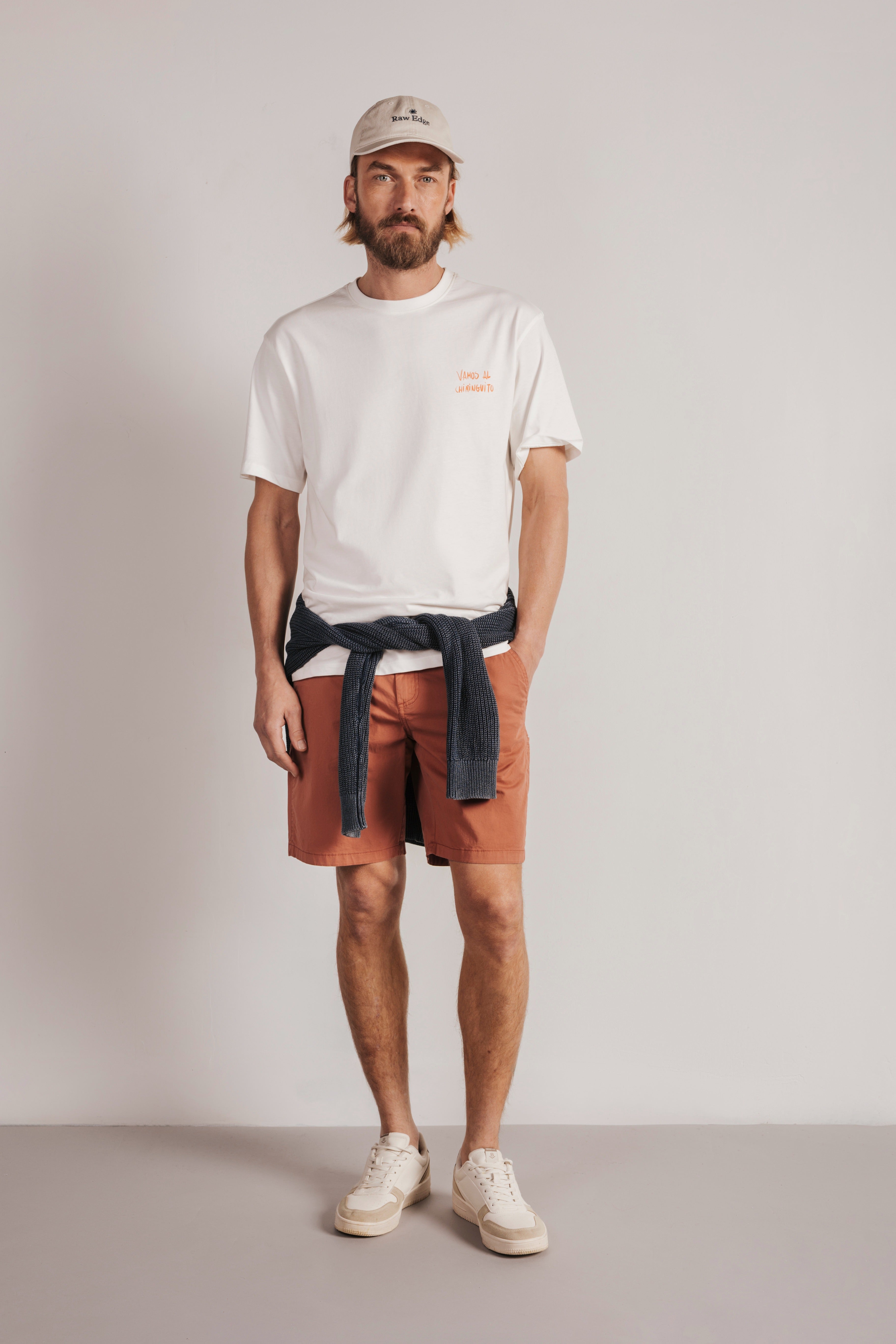 Bermuda chino details
