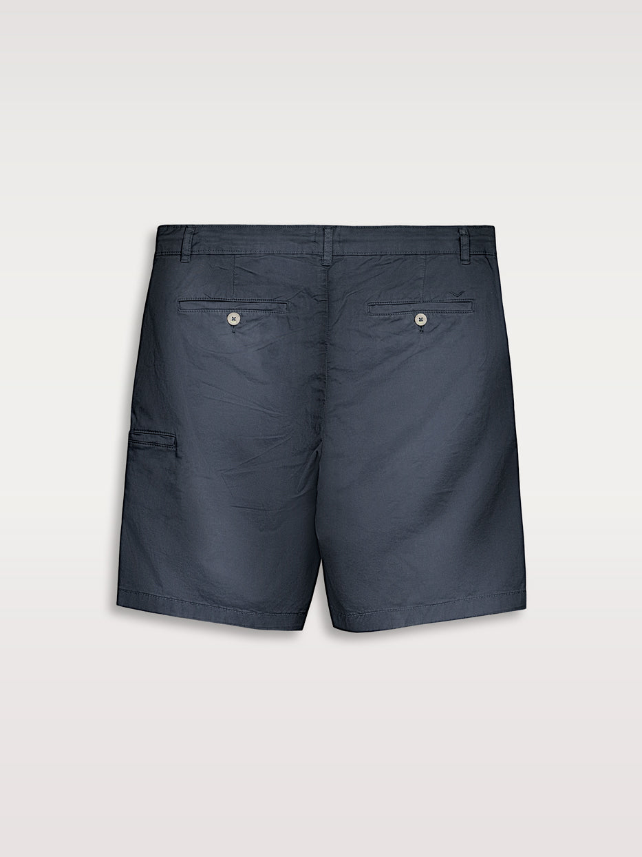 Bermuda chino details