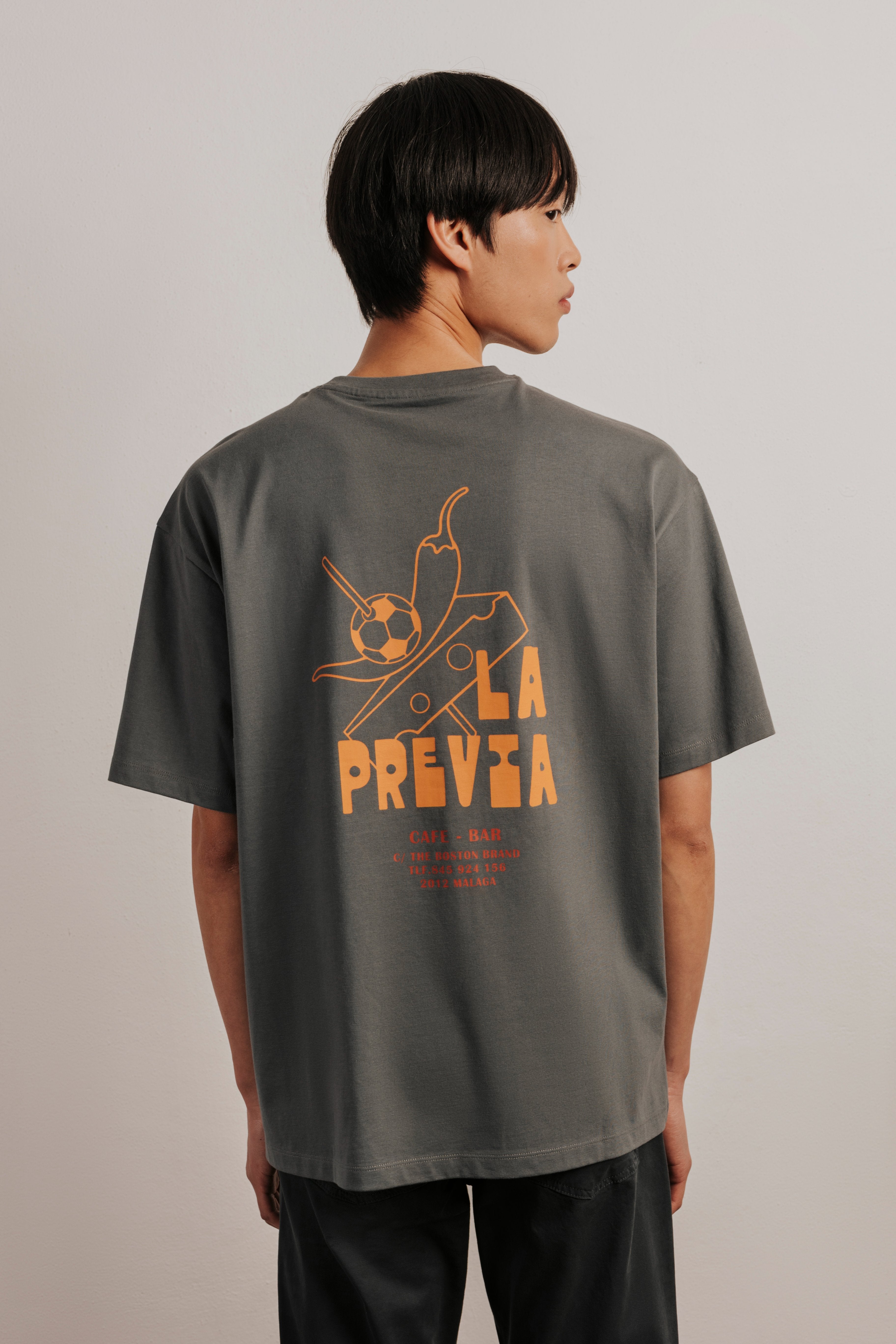 Camiseta oversize "La Previa"