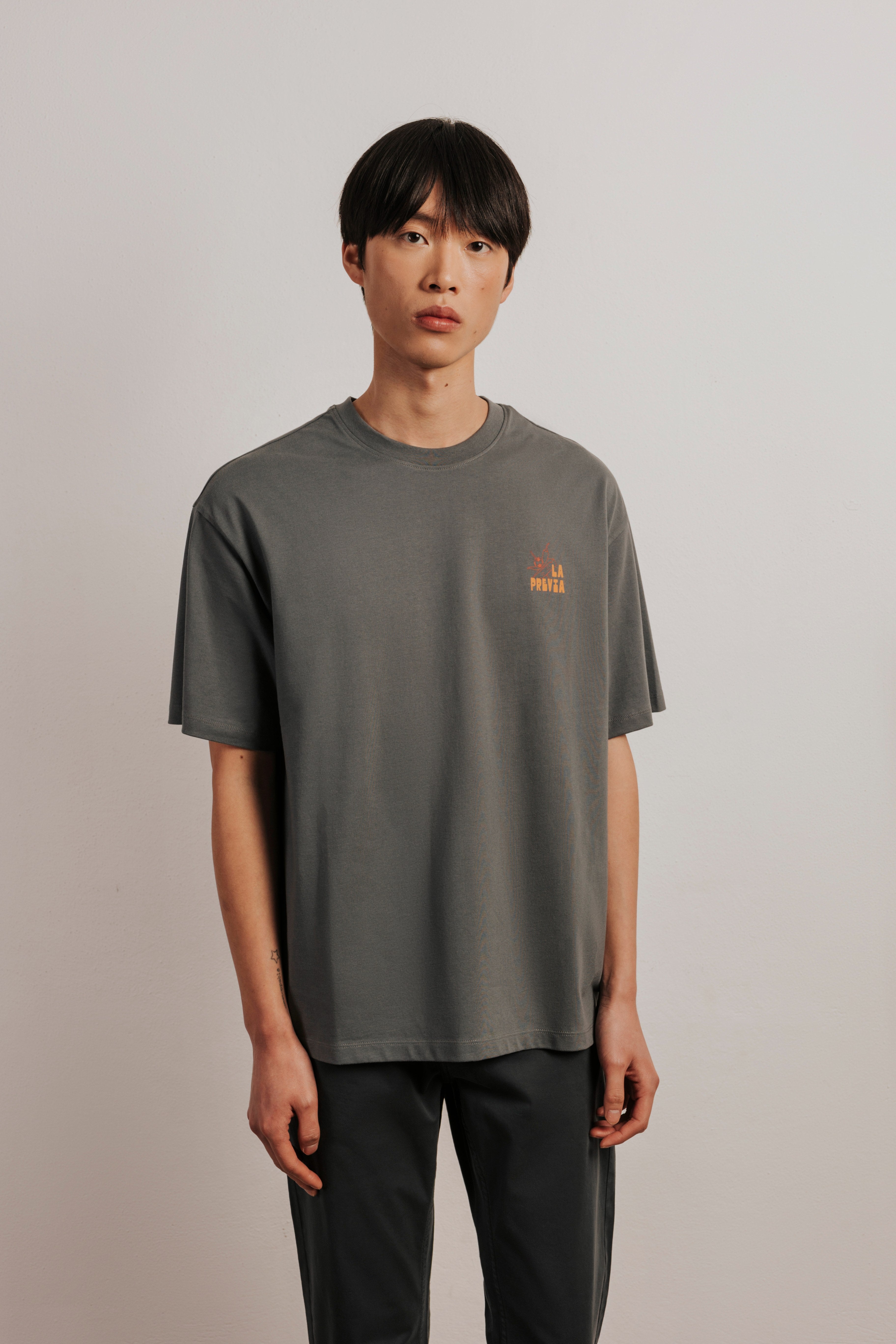 Camiseta oversize "La Previa"