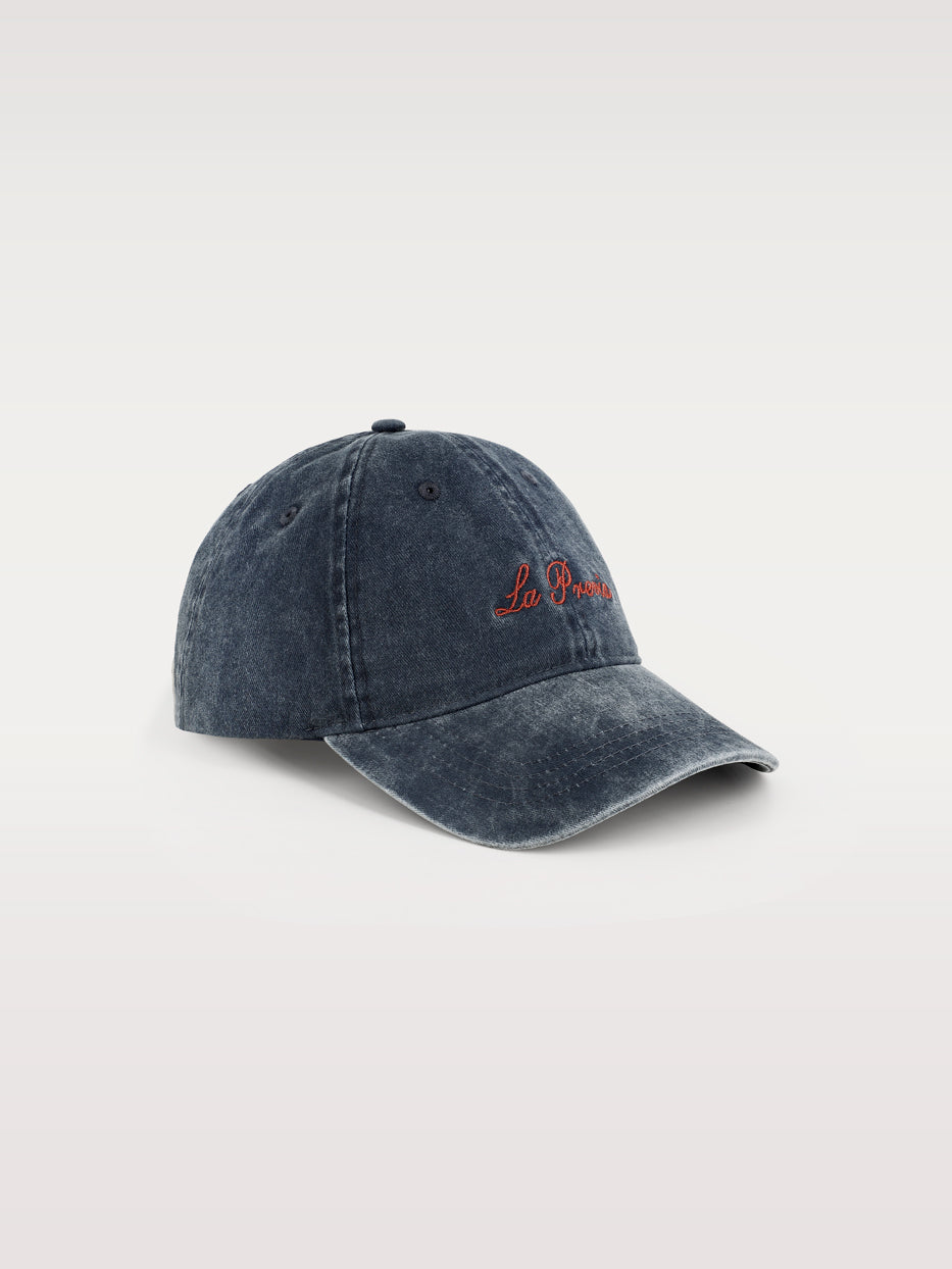 Washed cap with embroidery