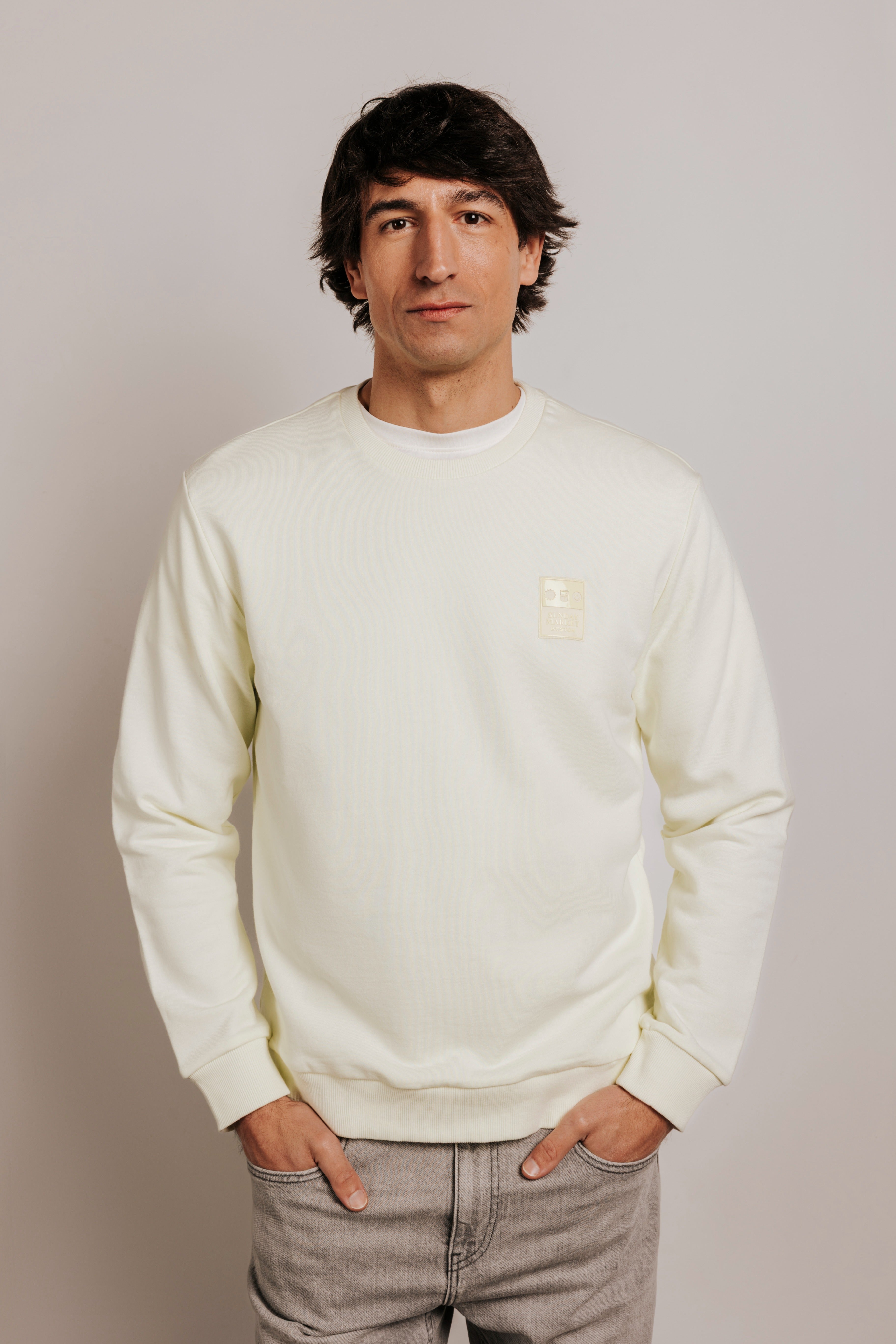 Sudadera confort etiqueta