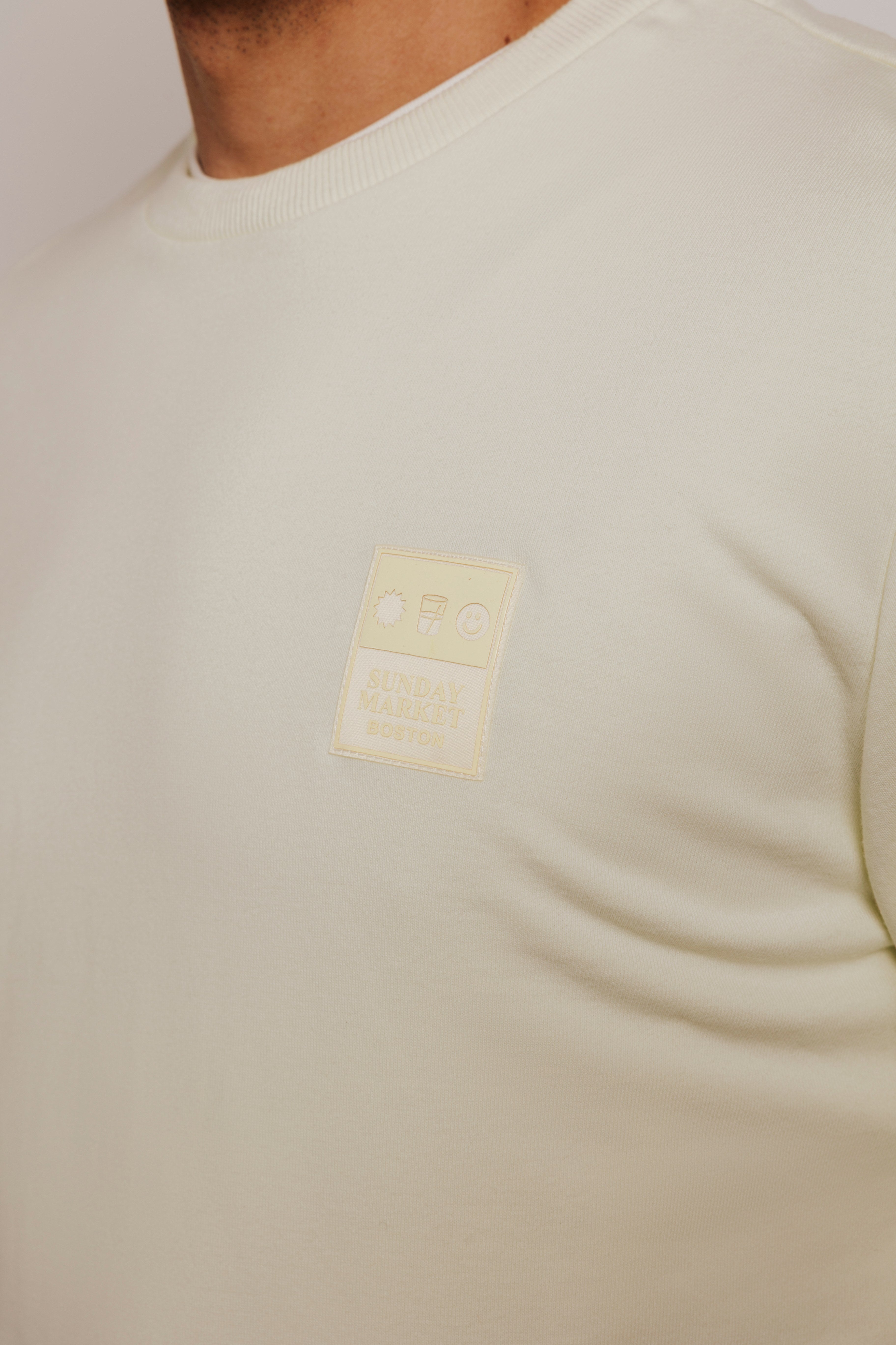 Sudadera confort etiqueta