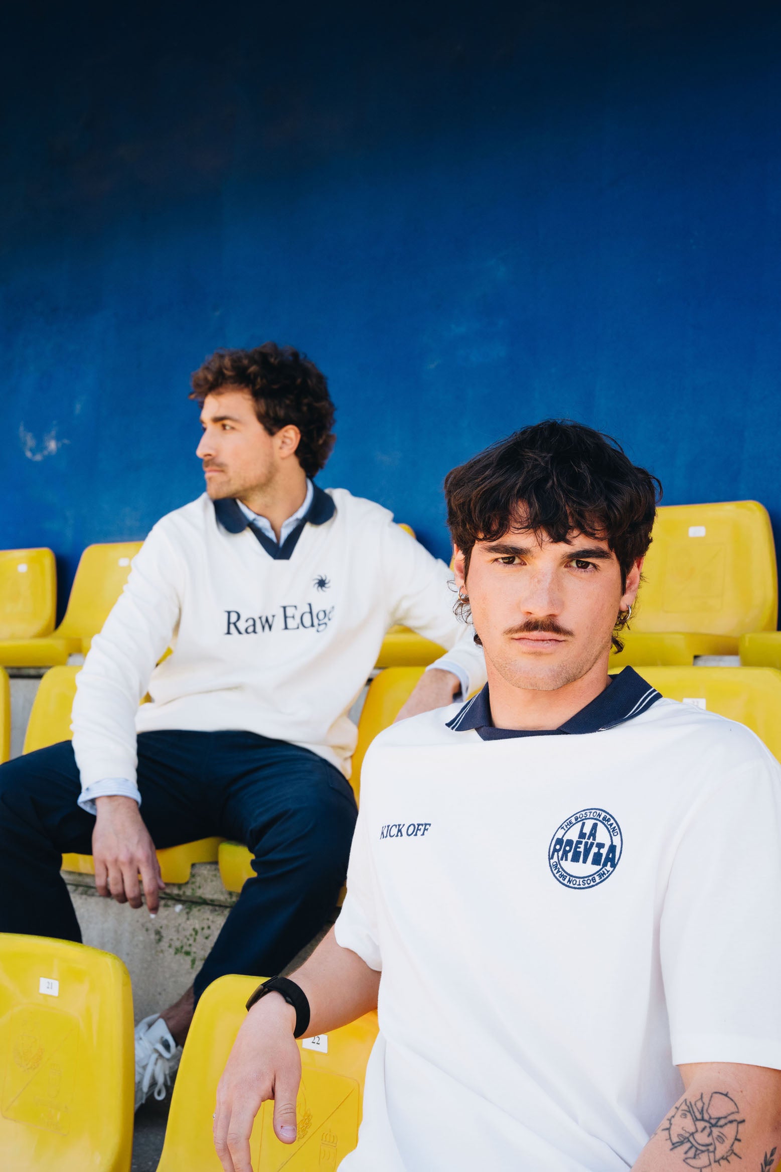 Polo retro bordado fútbol