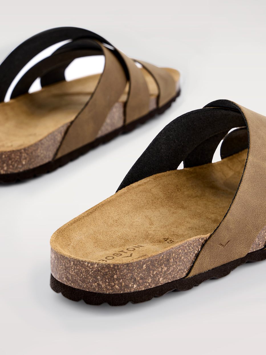 Triple-strap sandal