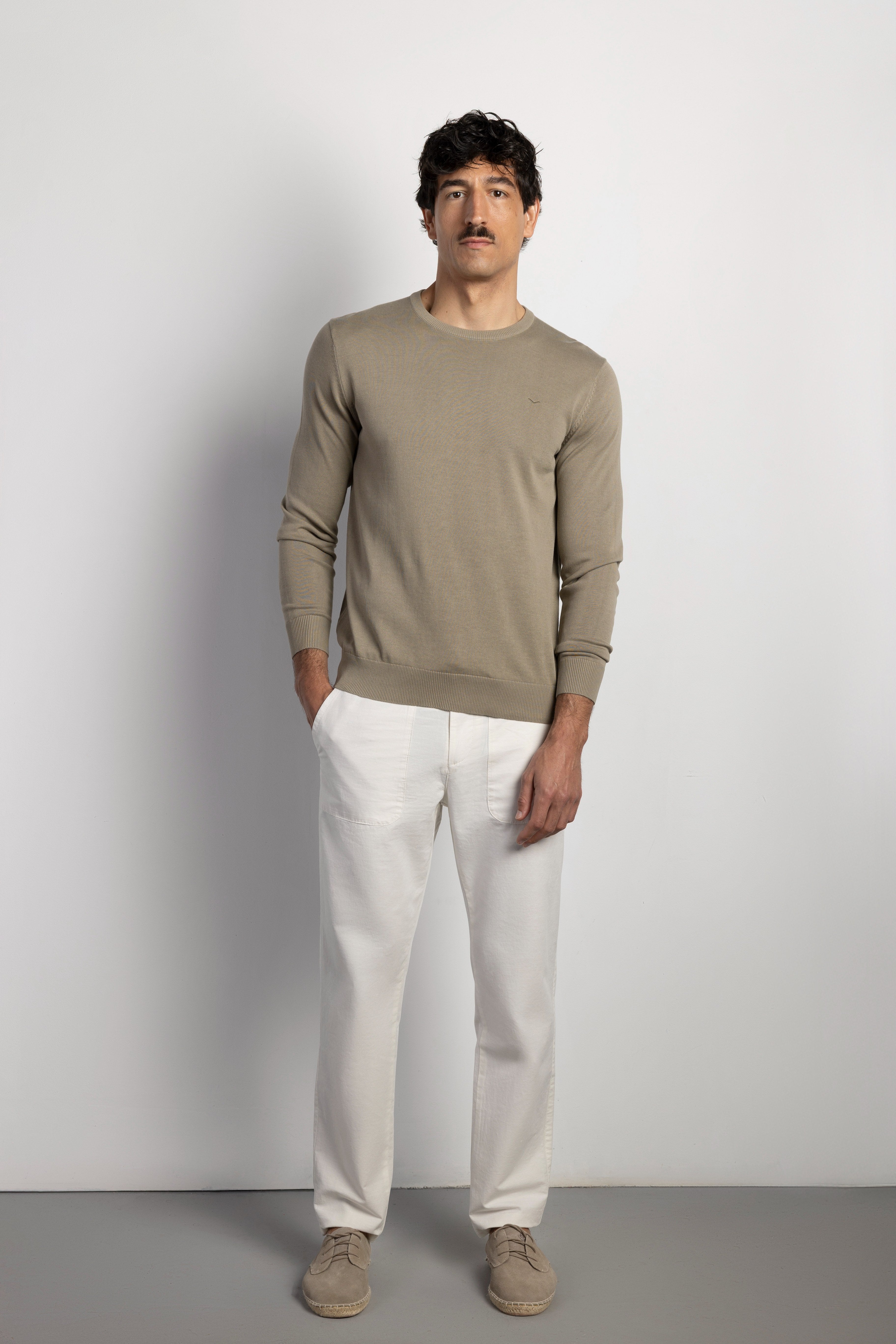 Casual details trousers