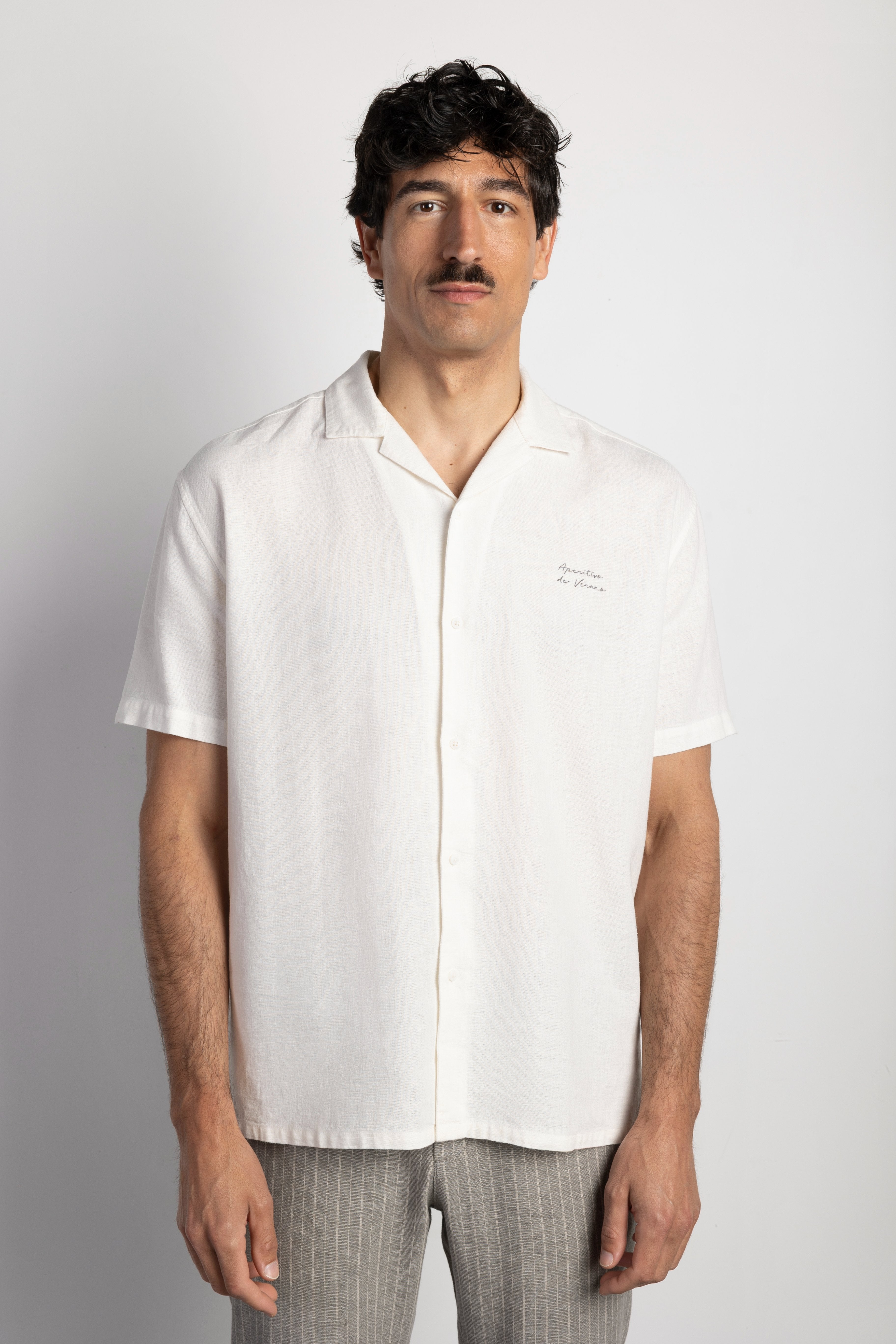 Camisa manga corta print espalda