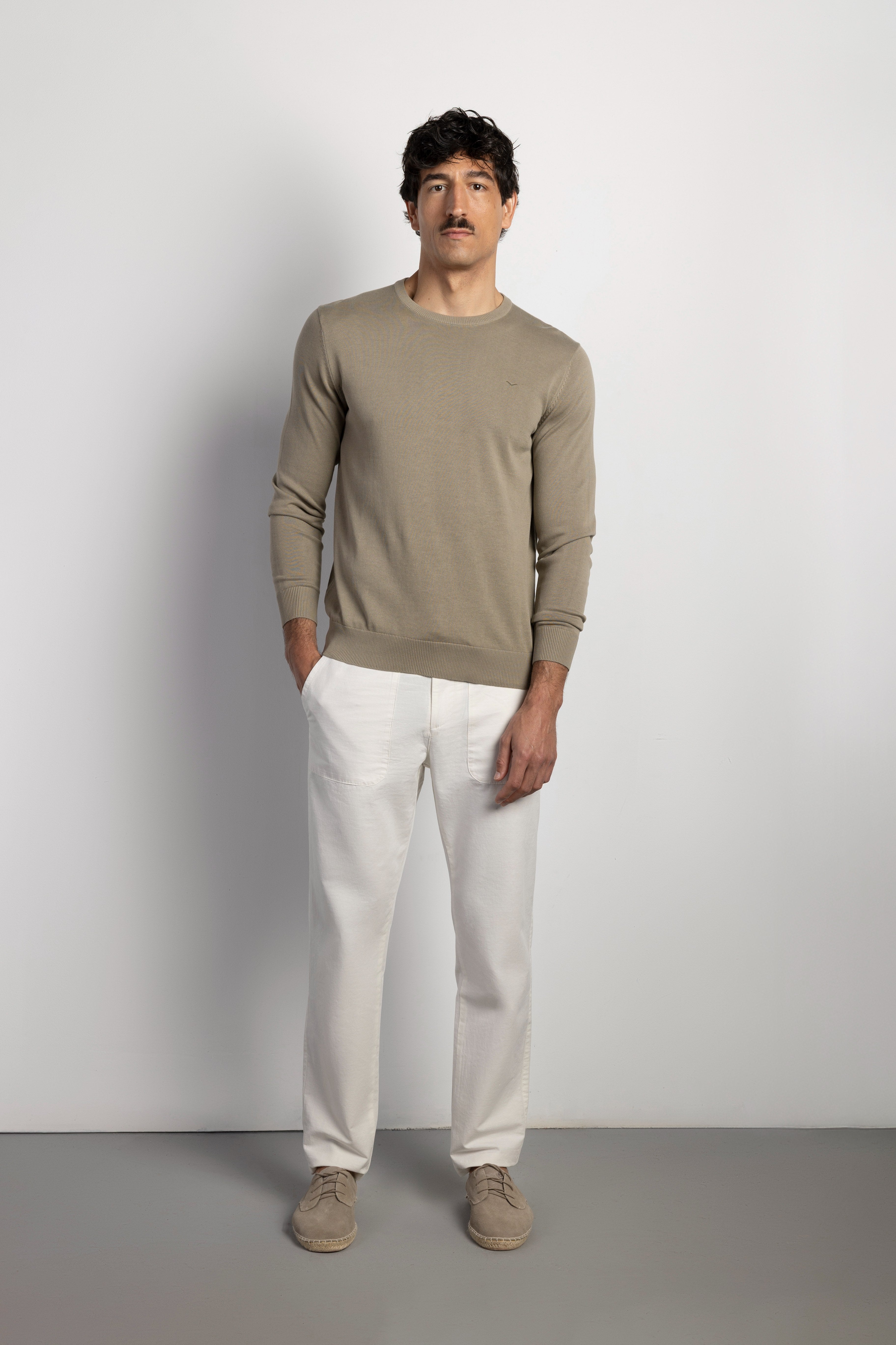 Casual details trousers