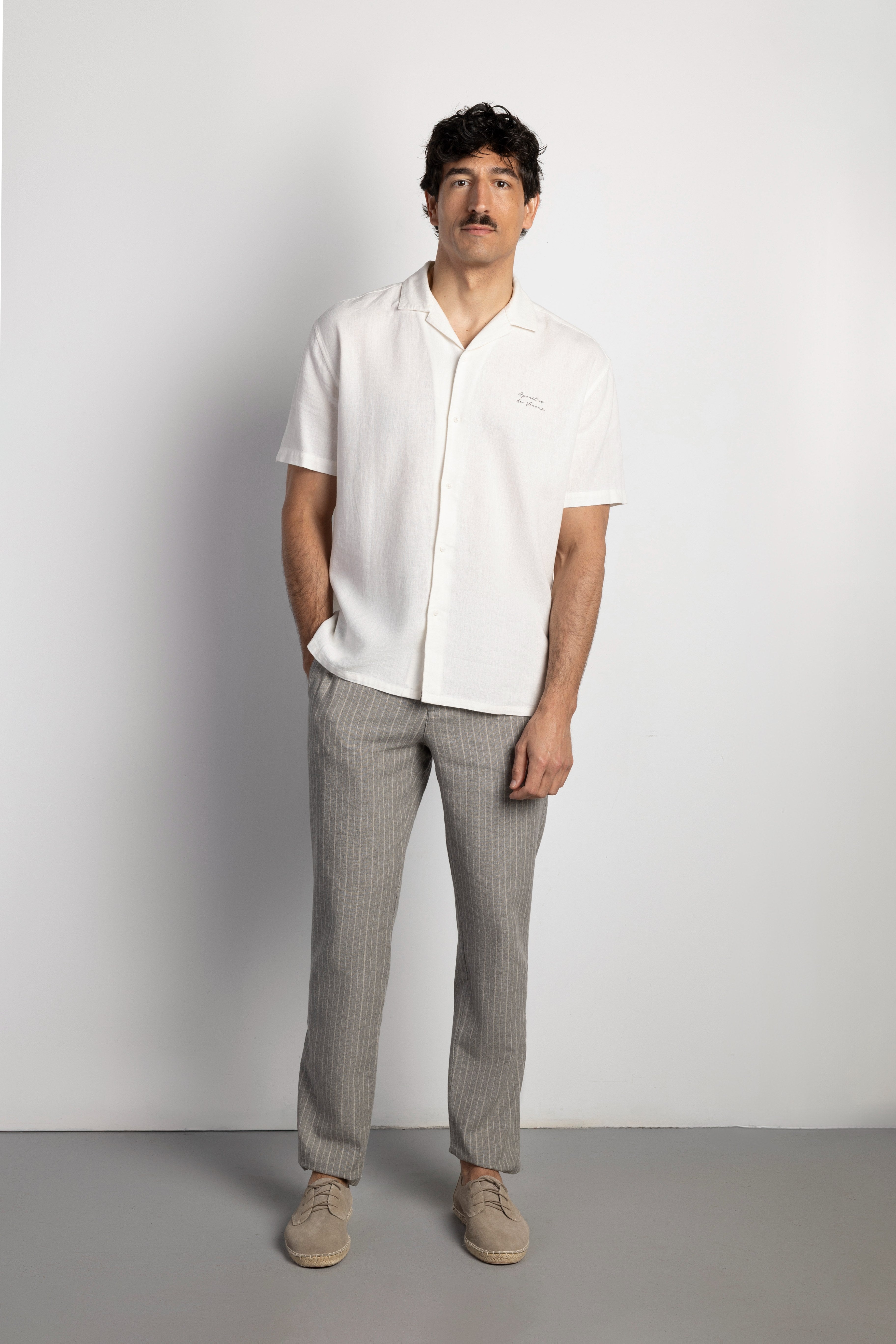 Pantalón lino rayas
