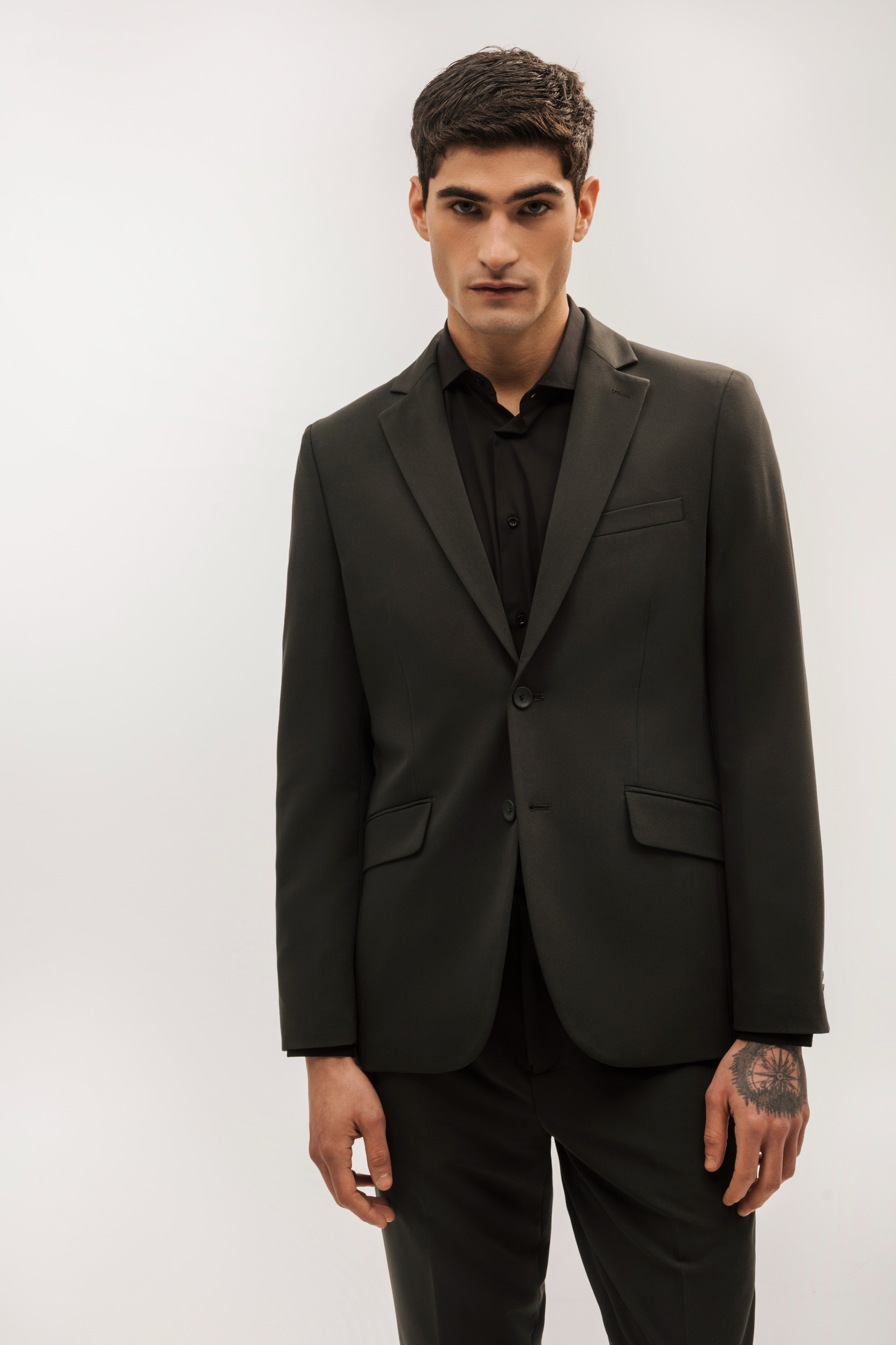 Americana traje slim fit liso
