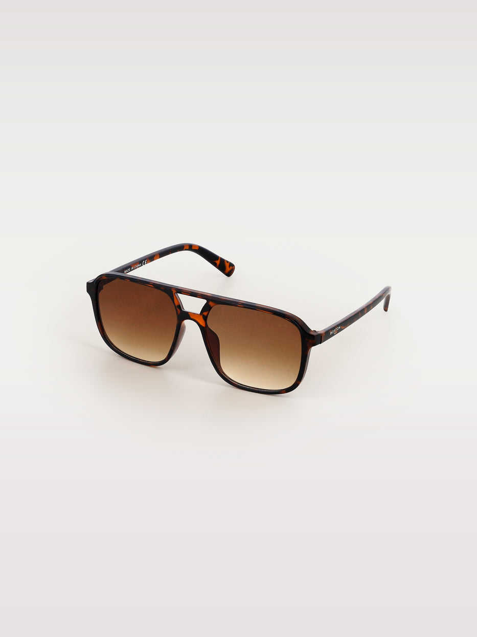 Tortoise shell aviator glasses