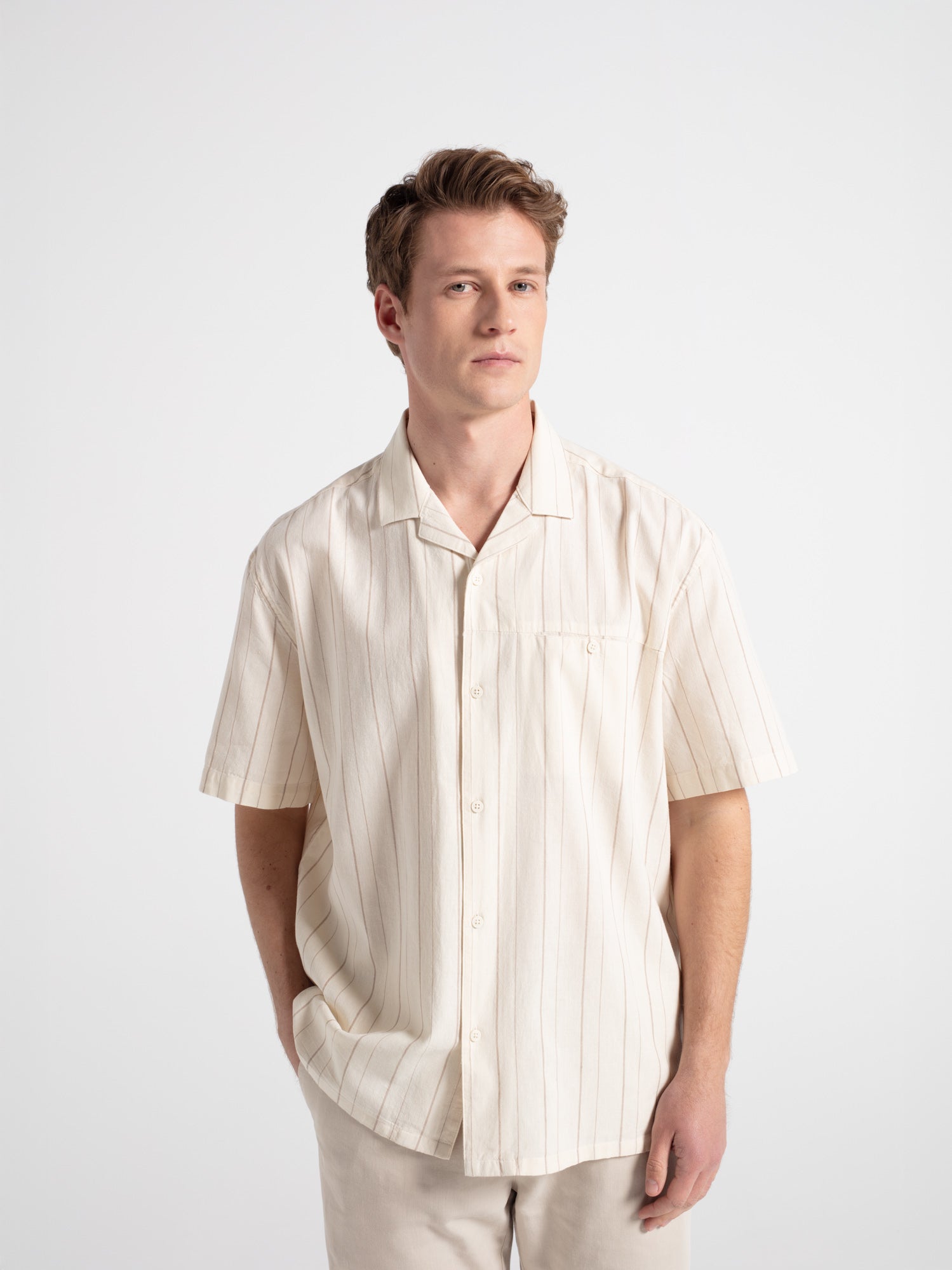 Short-sleeved striped linen shirt