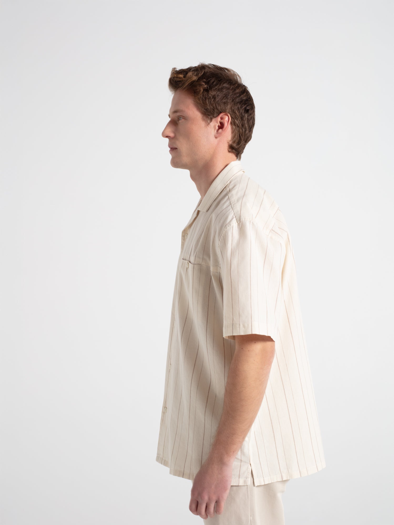 Short-sleeved striped linen shirt