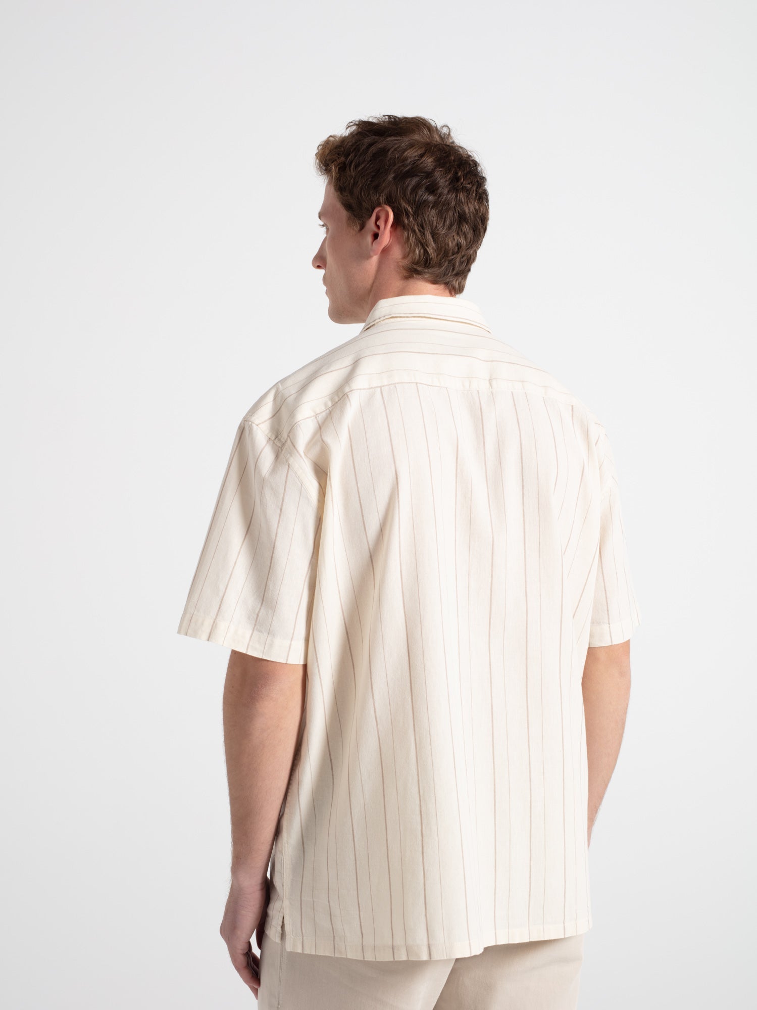 Short-sleeved striped linen shirt