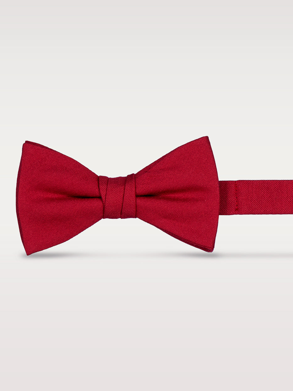 Plain silk bow tie