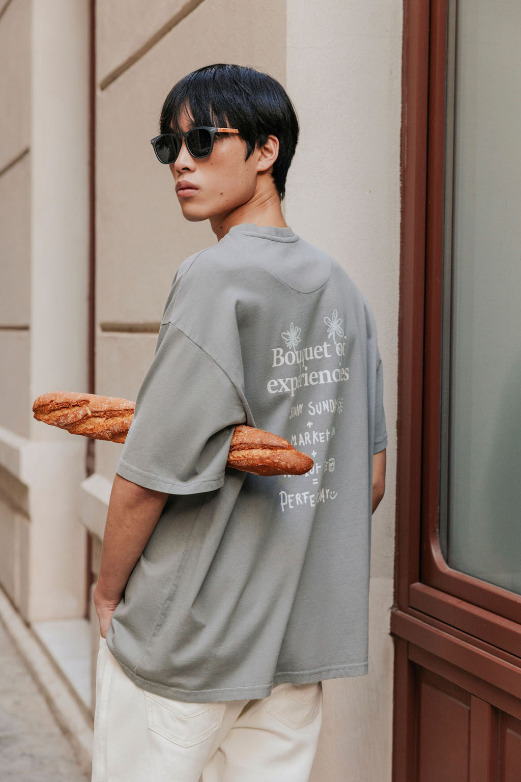 Oversized bouquet t-shirt