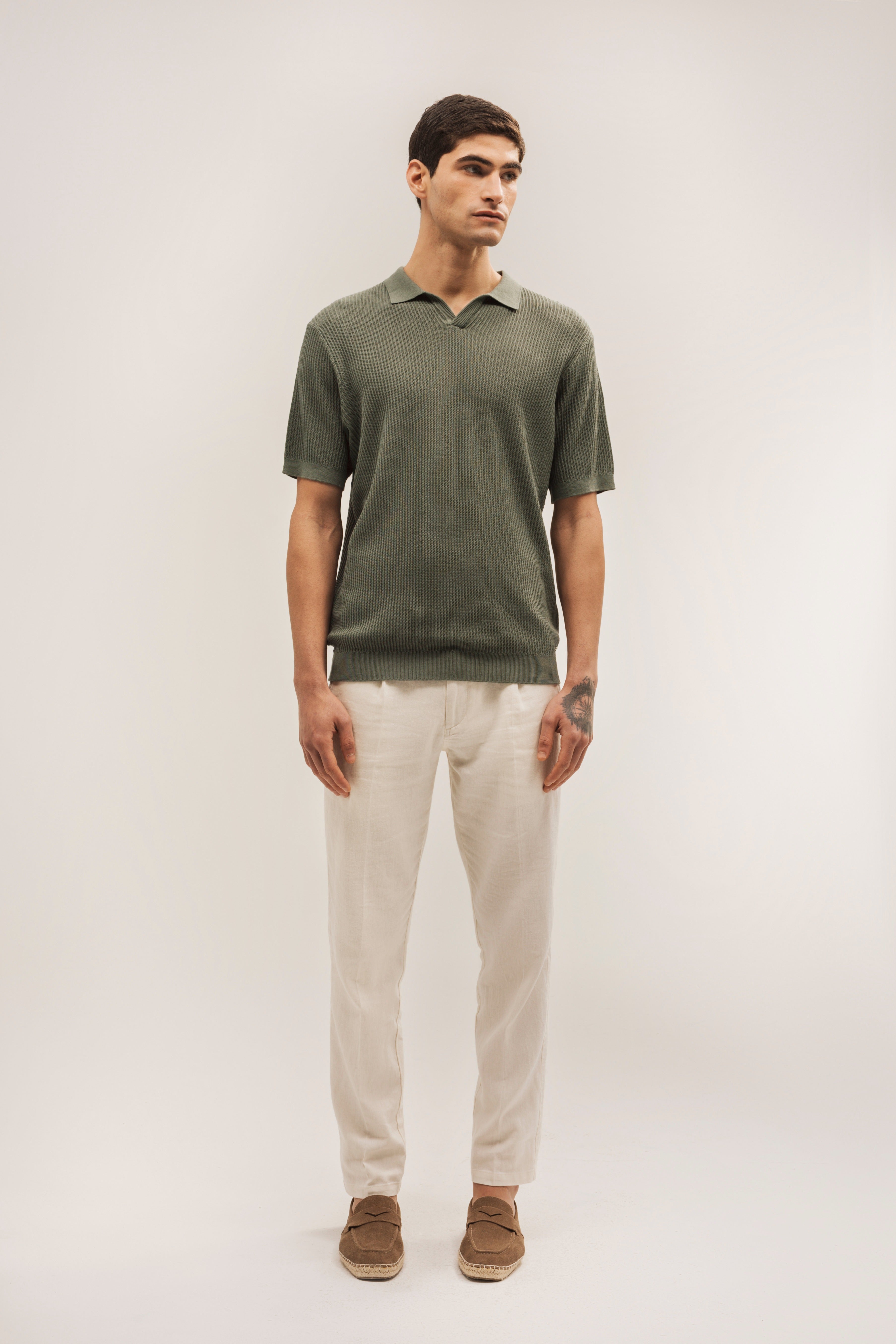 Polo shirt, short sleeves, structured knit fabric