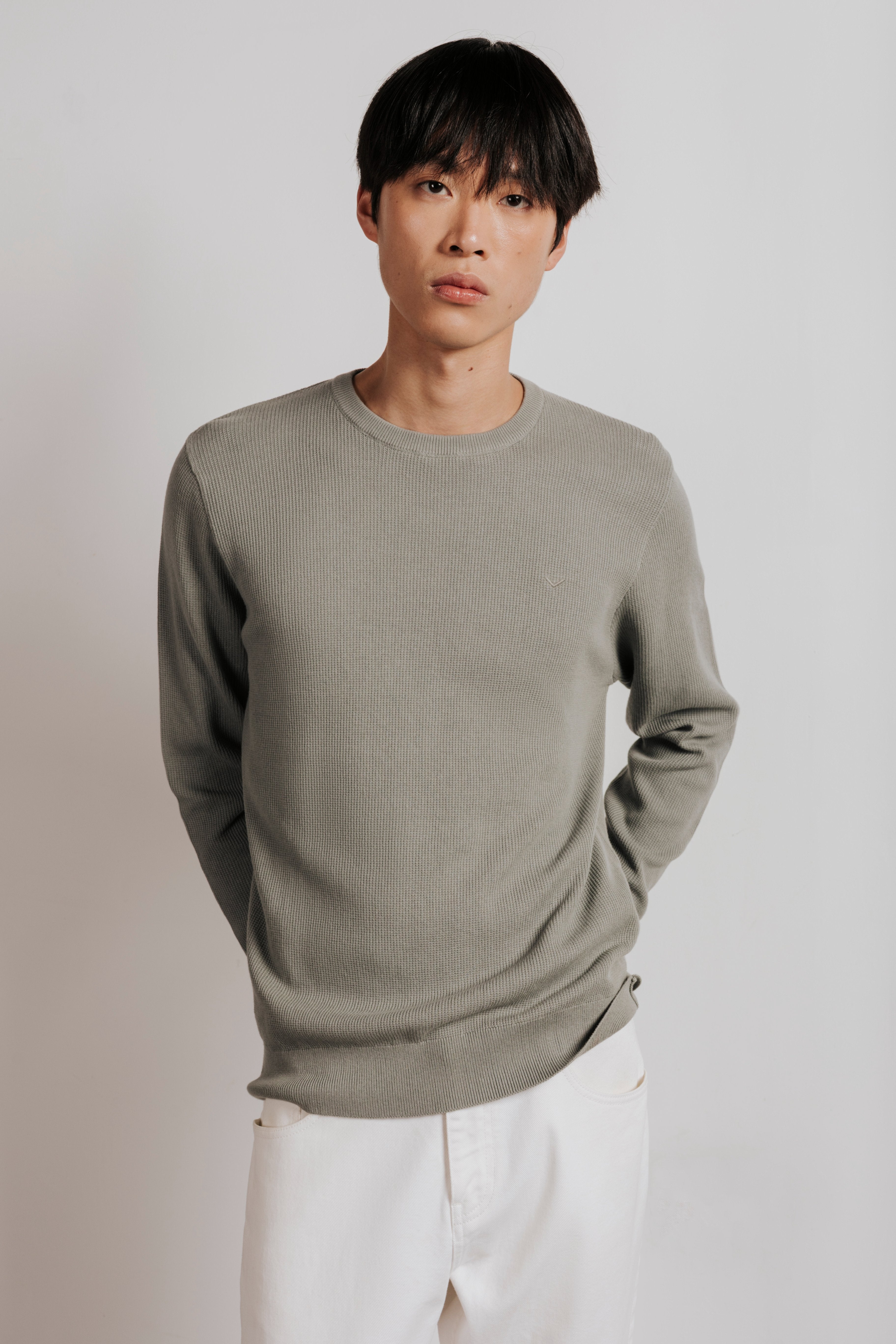 Box neck jersey structure