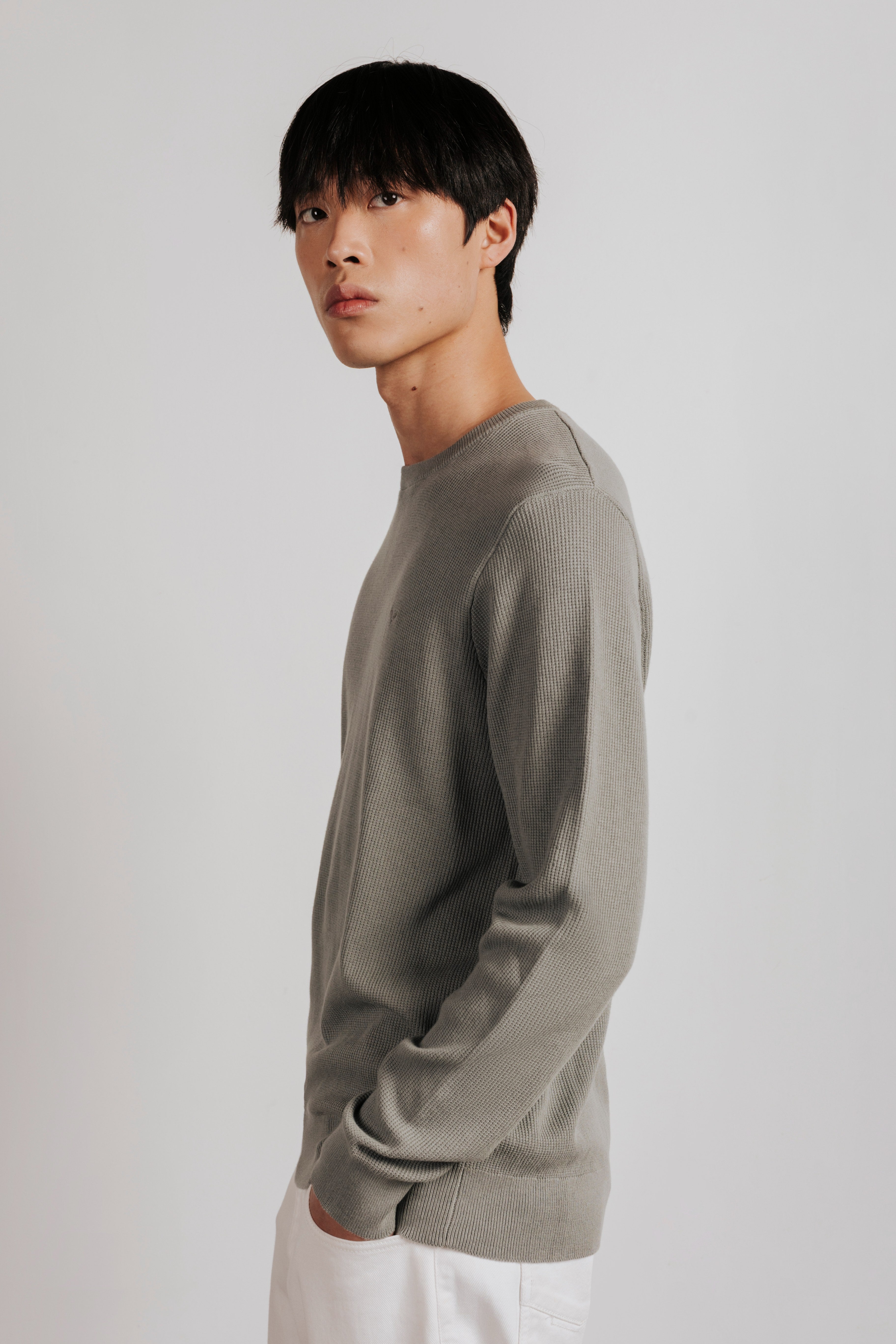 Box neck jersey structure