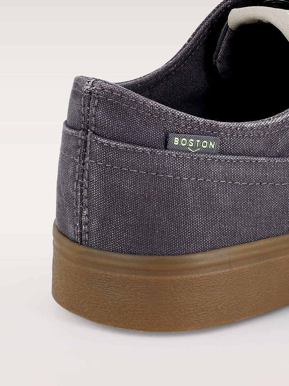 Canvas shoe