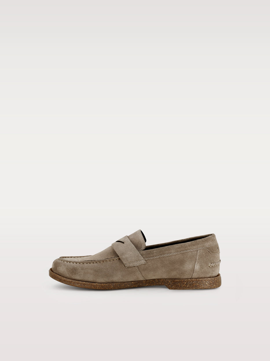 Leather moccasin