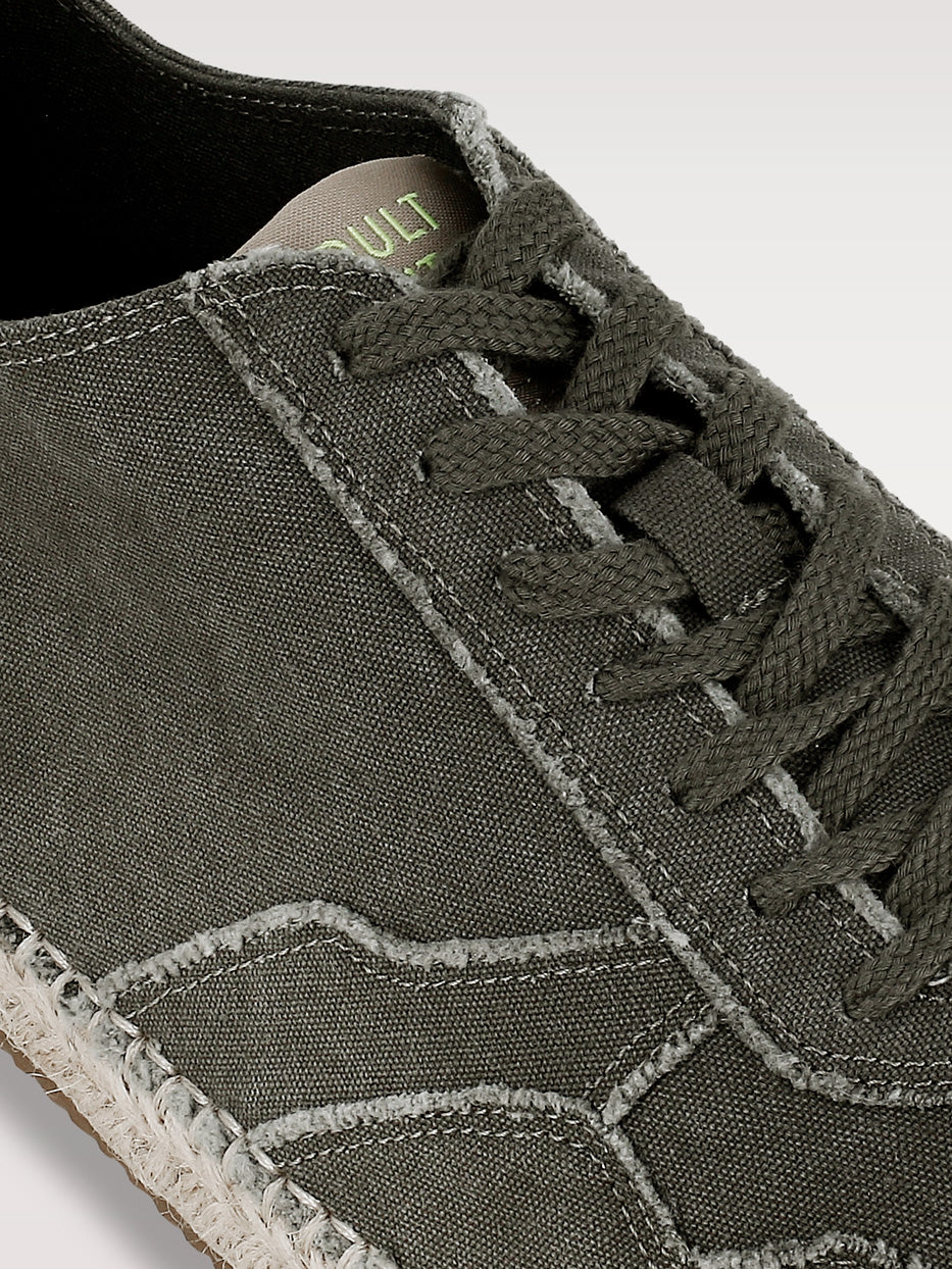 Canvas and espadrille sneakers