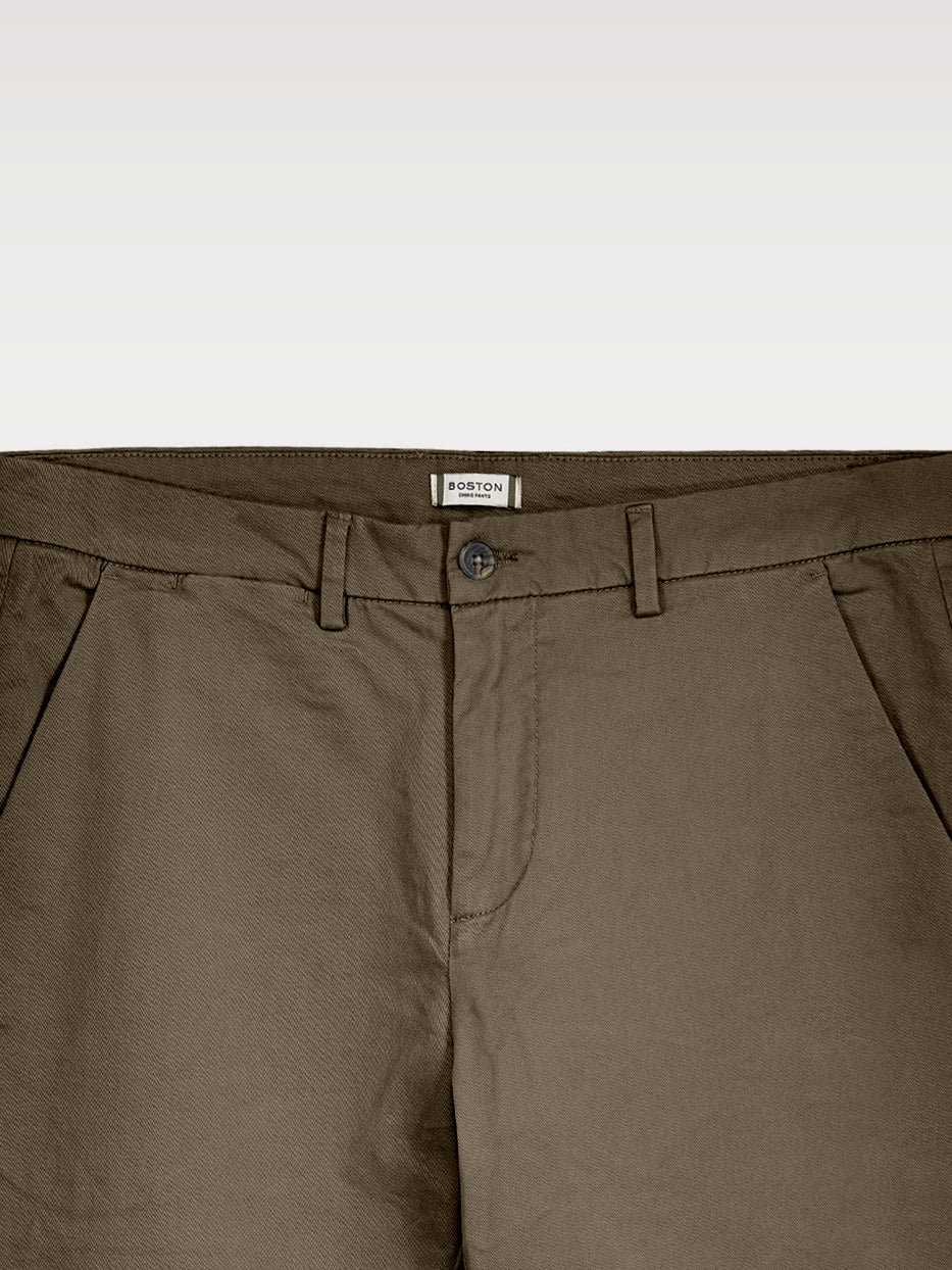 Pantalón chino slim fit esencial