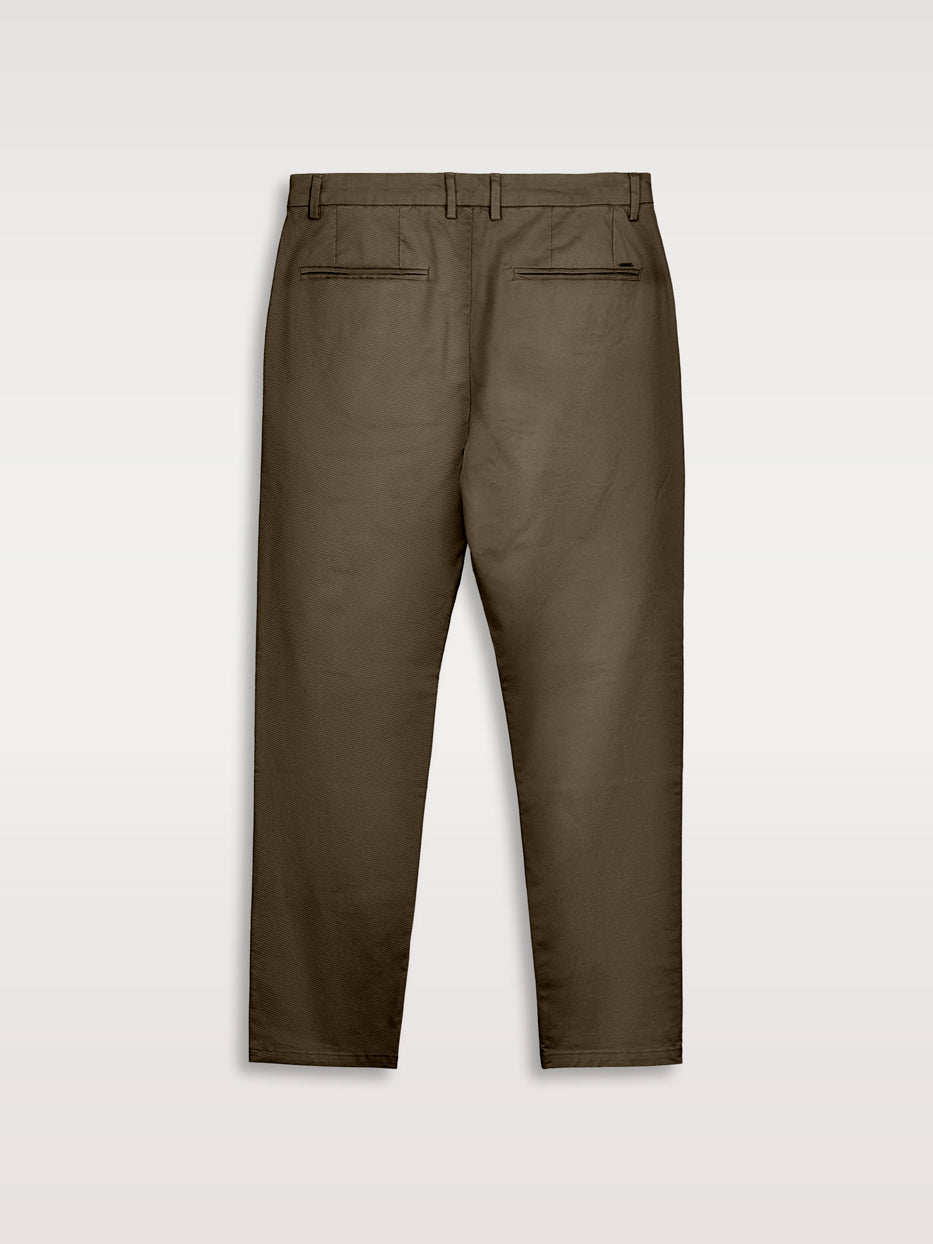 Pantalón chino slim fit esencial