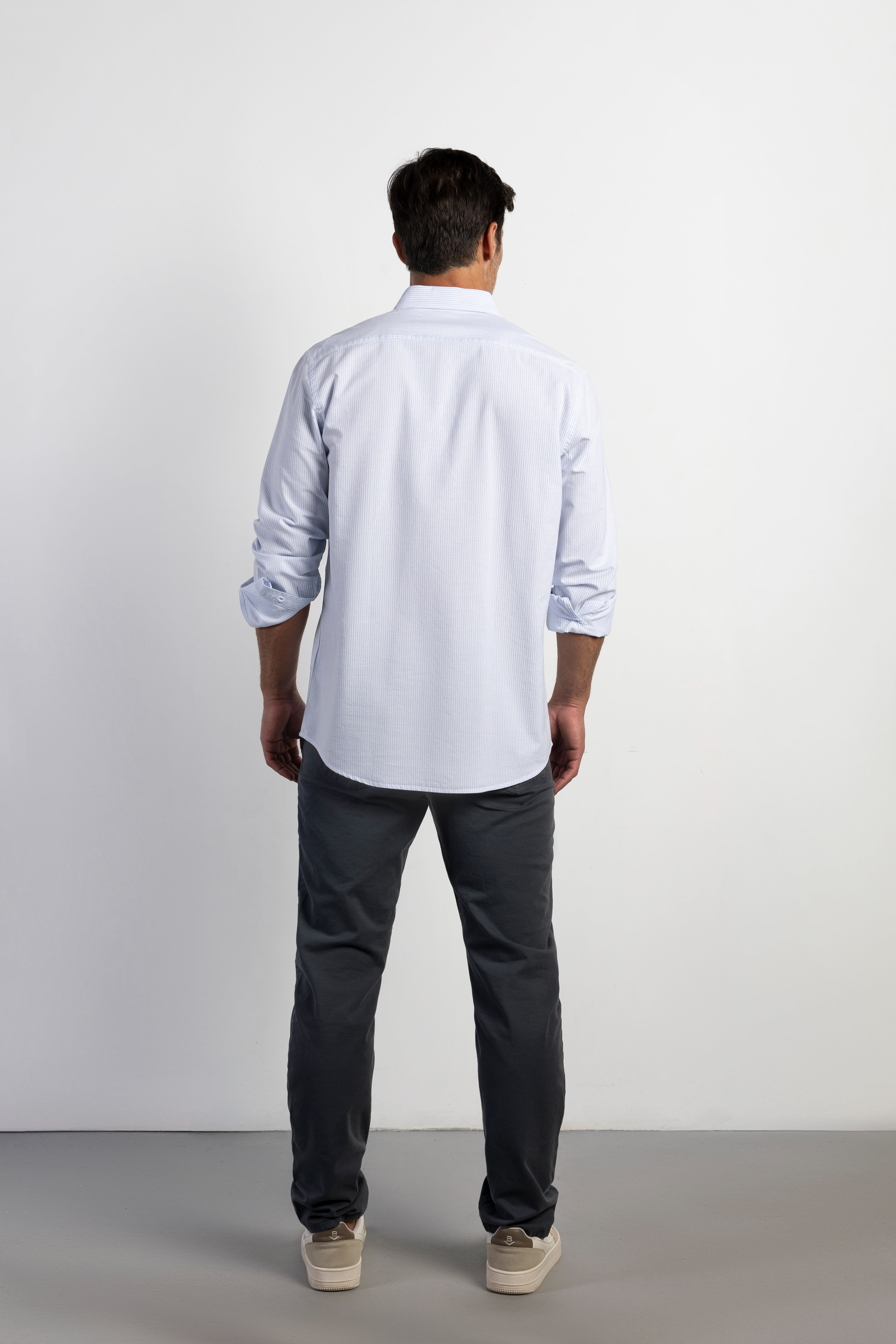 Pantalón slim fit sarga 5b