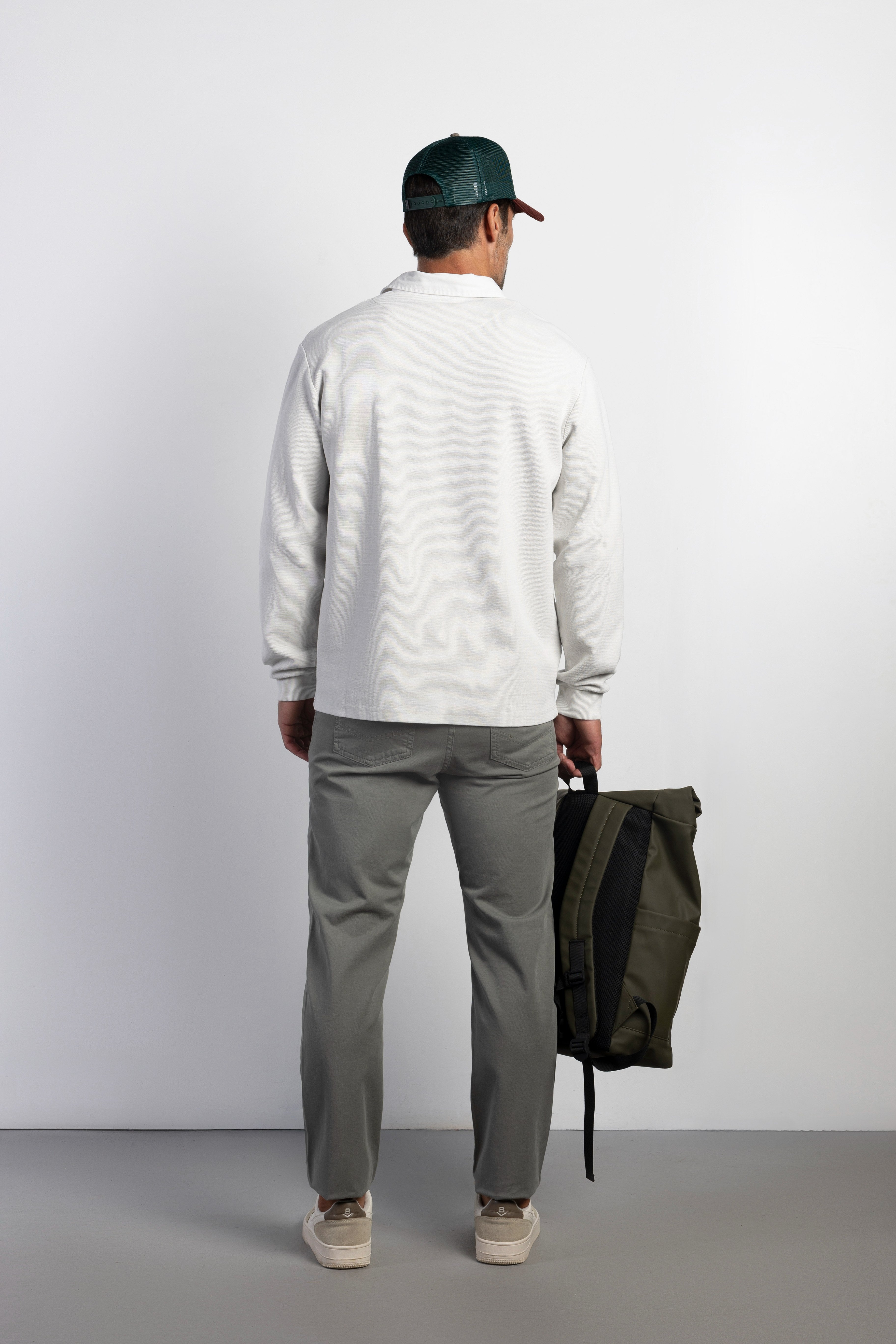 Pantalón slim fit sarga 5b