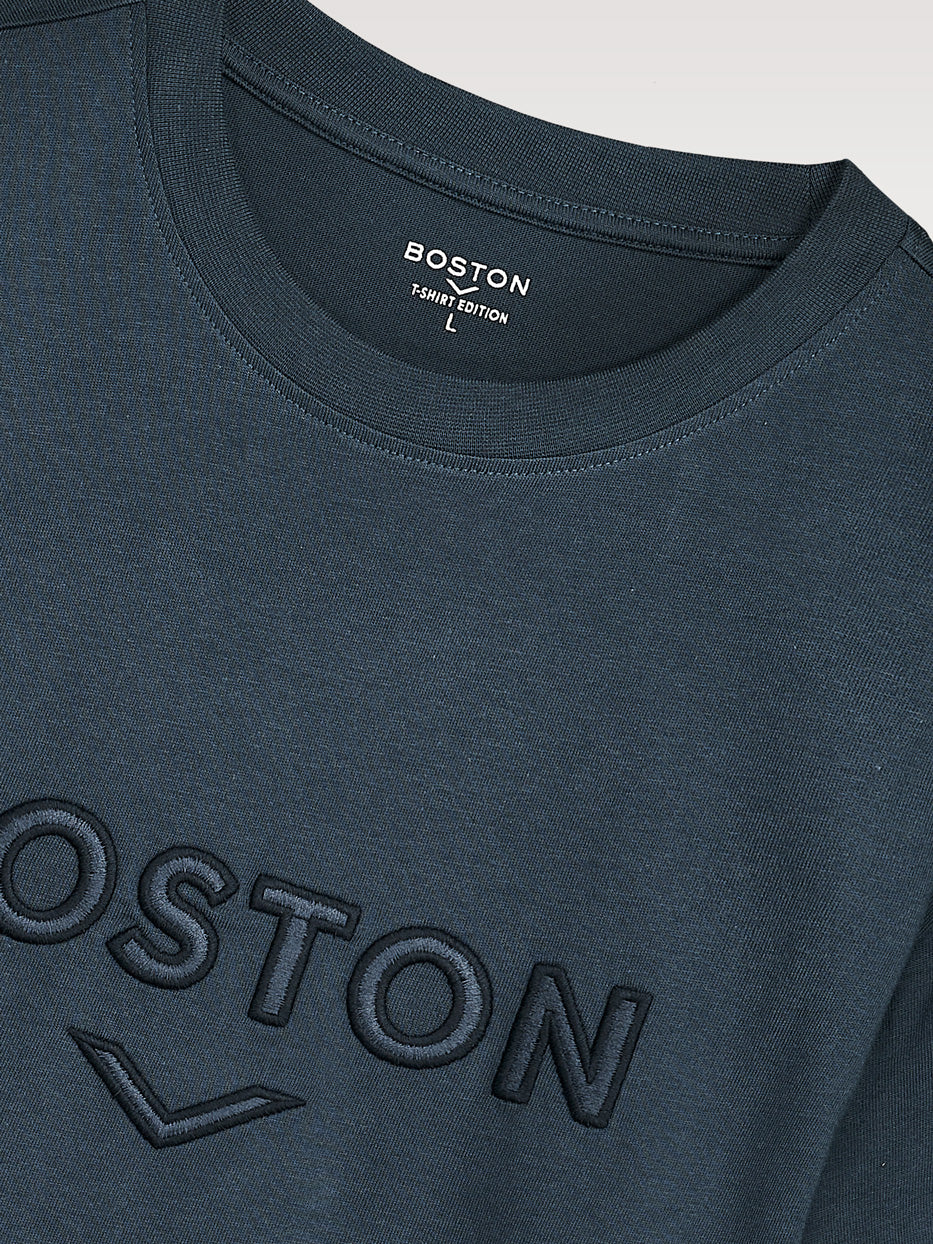 Camiseta confort logo bordado