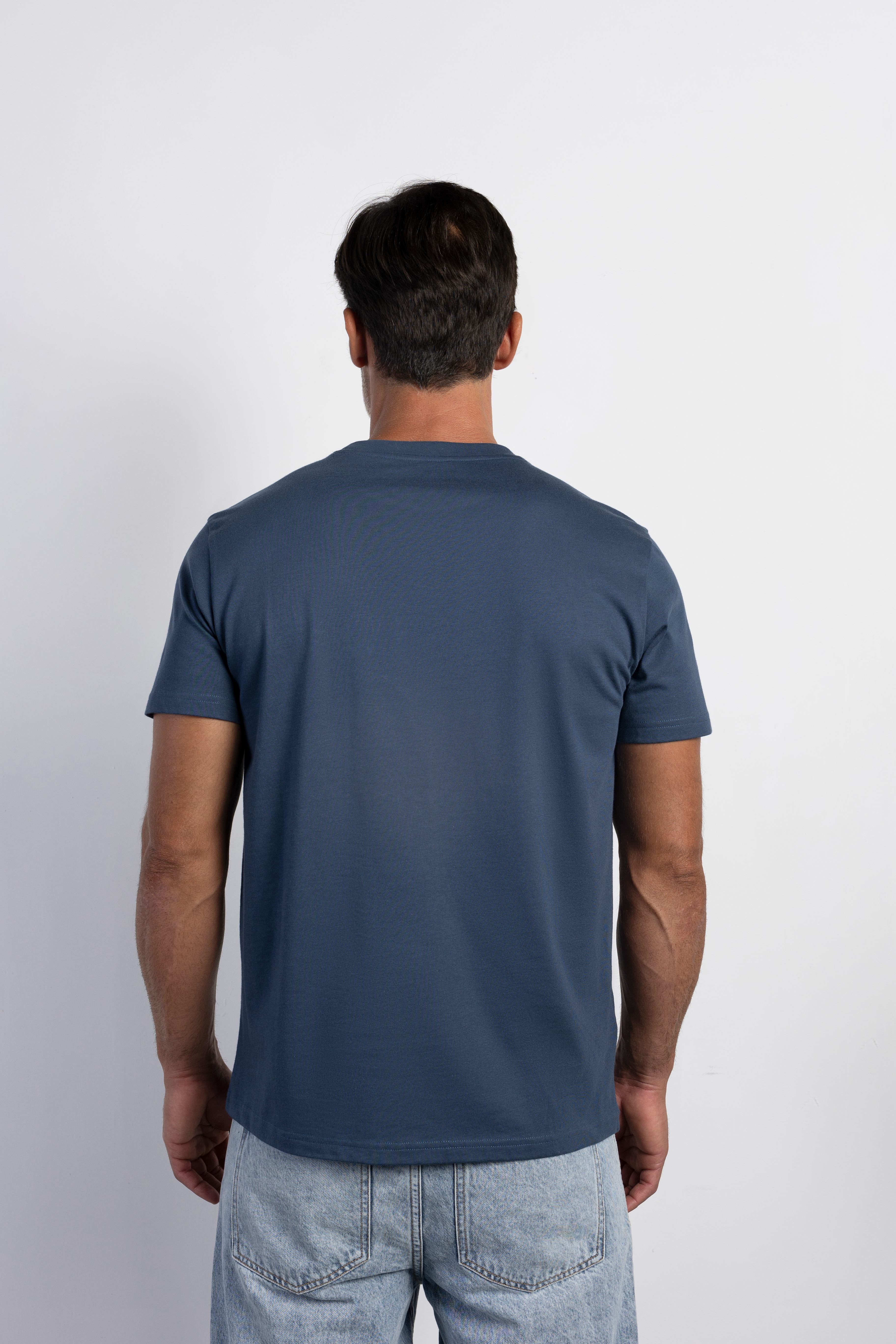 Camiseta confort logo bordado