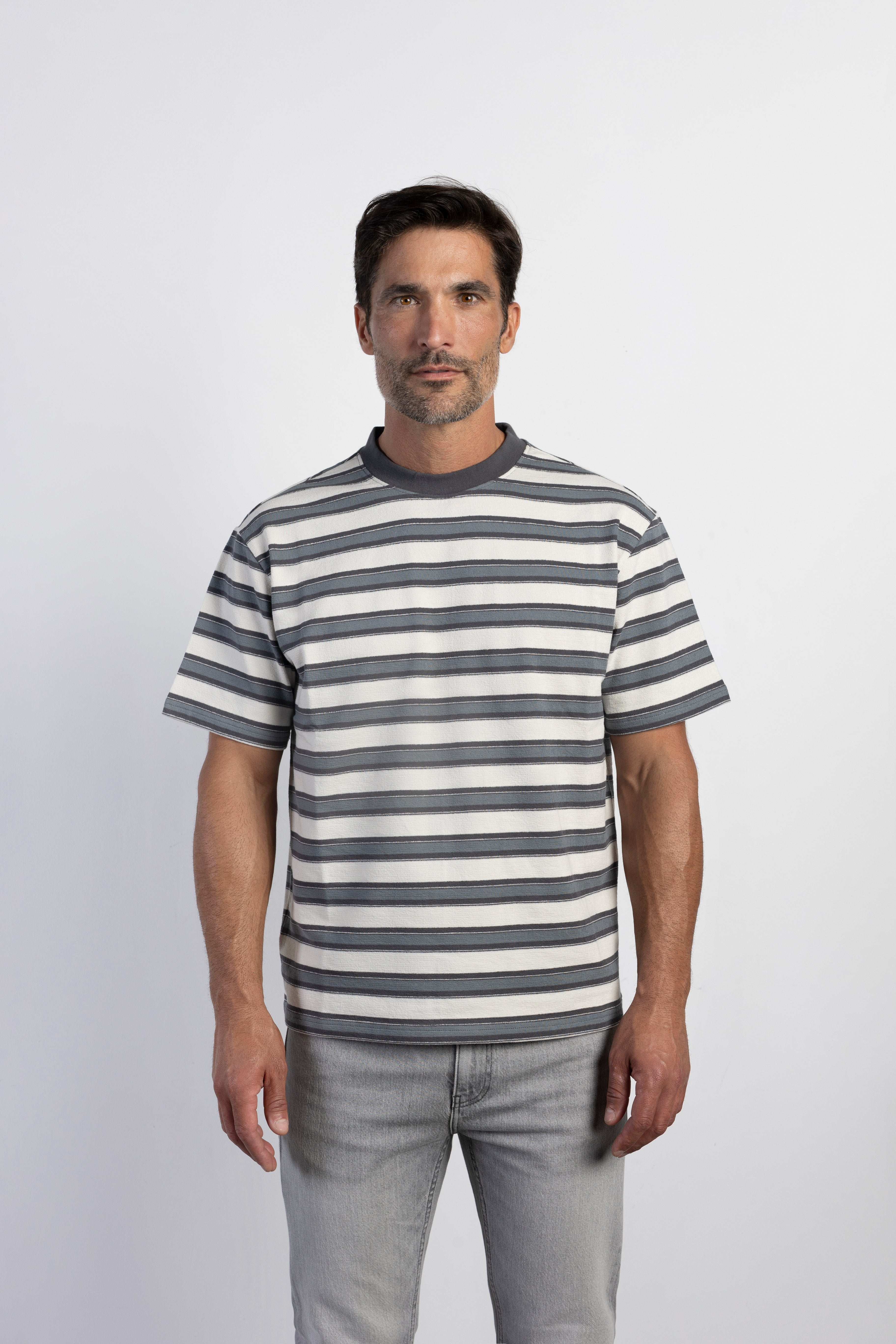 Camiseta confort rayas