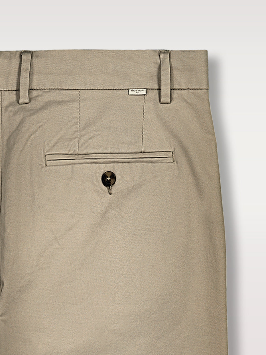 Pantalón chino slim fit