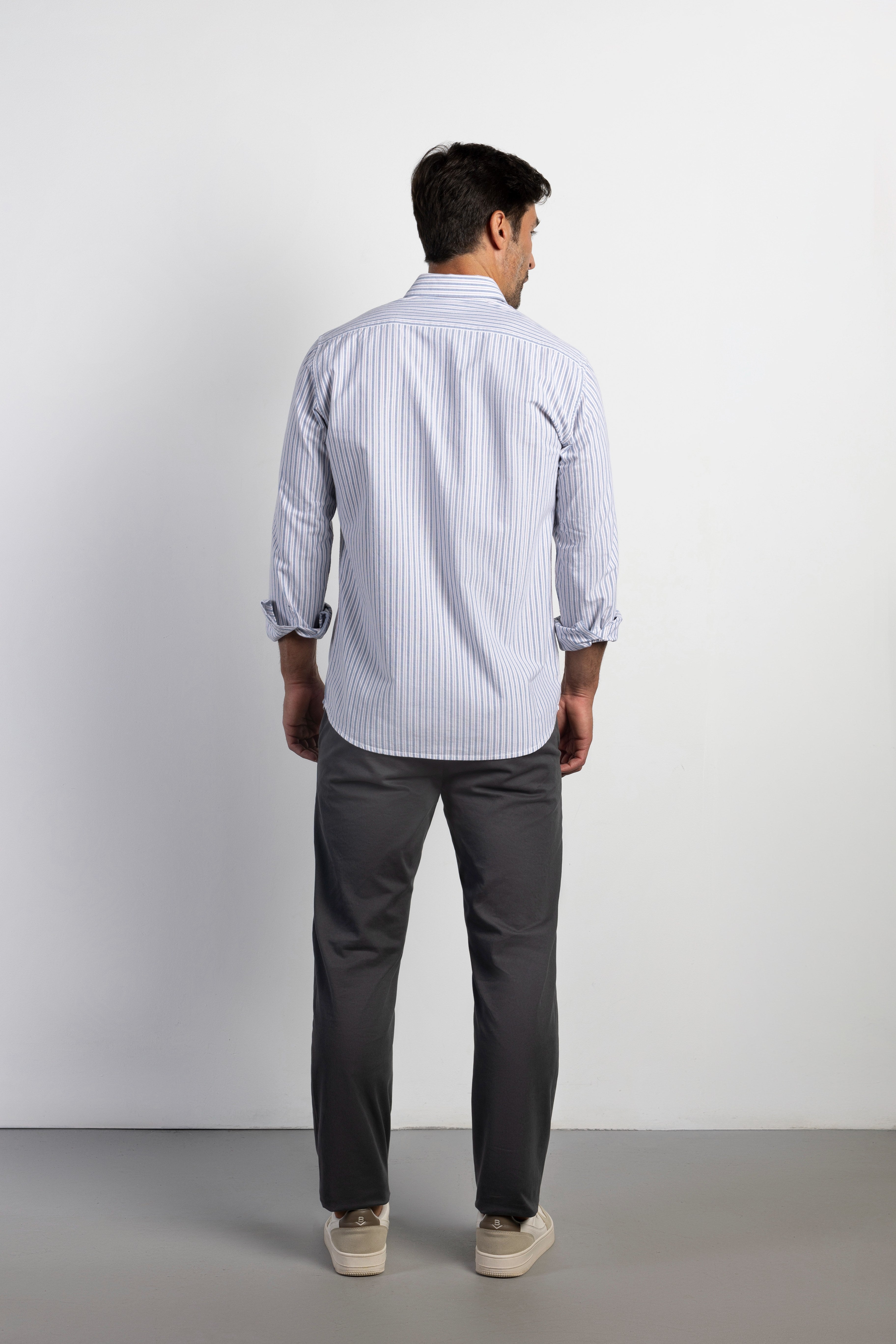 Pantalón chino slim fit