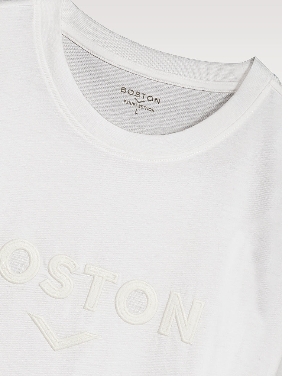 Camiseta confort logo bordado