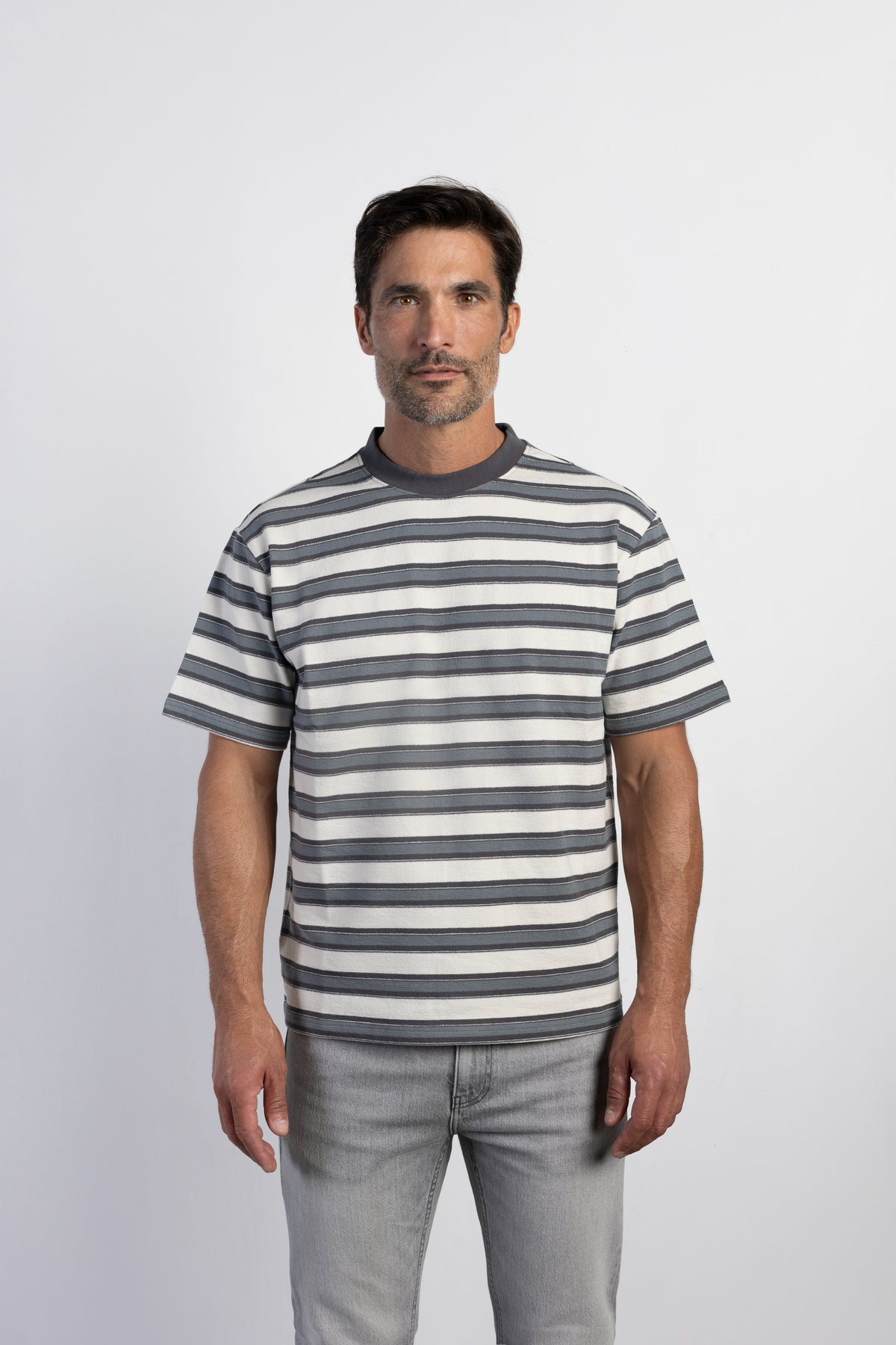 Camiseta confort rayas
