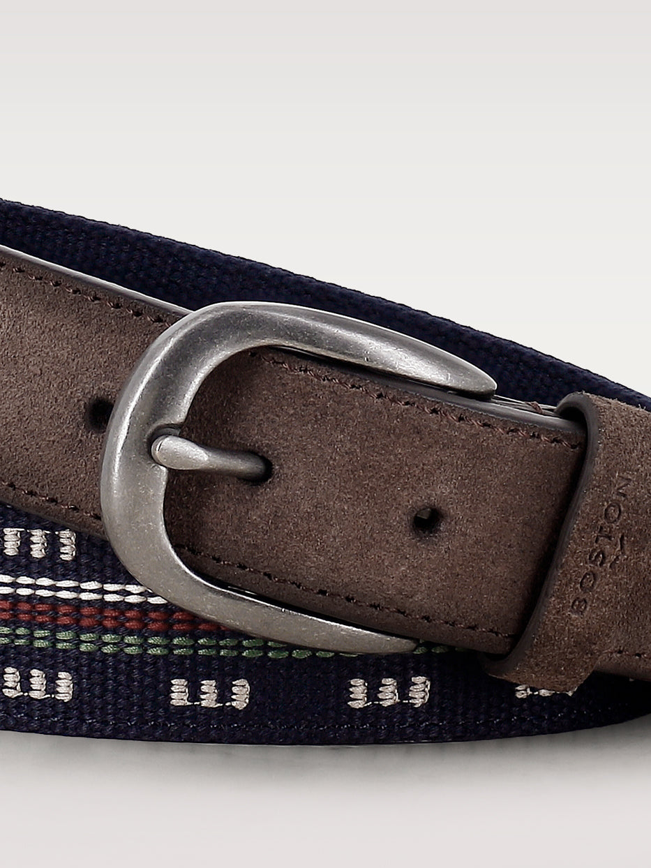 Embroidered belt