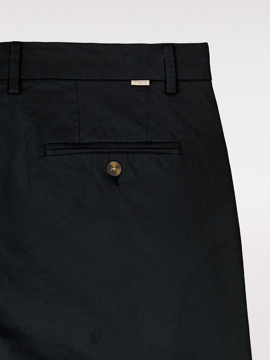 Pantalón chino slim fit